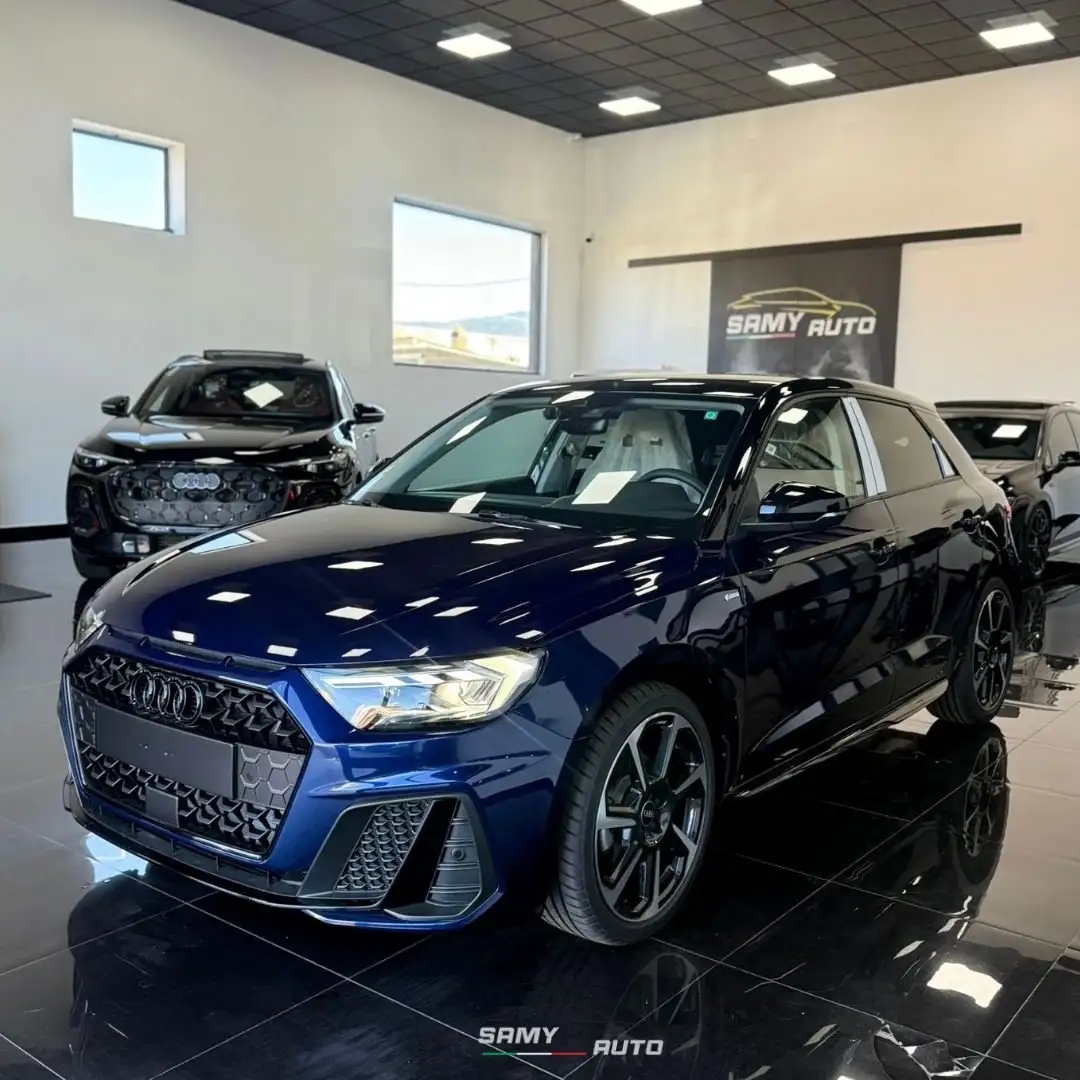 Audi A1 Sportback 30 1.0 tfsi Identity Black 116cv Blu/Azzurro - 2