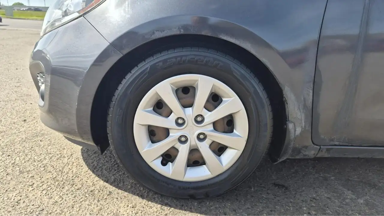 Kia Rio снимка Kia Rio