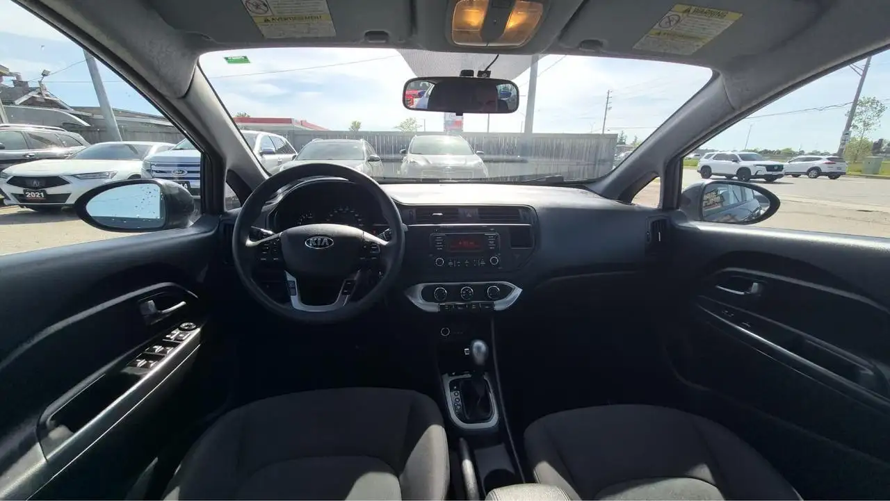 Kia Rio снимка Kia Rio