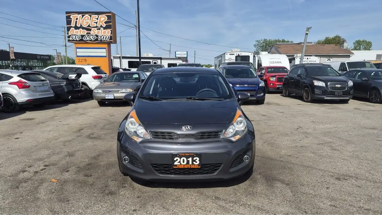 Kia Rio снимка Kia Rio