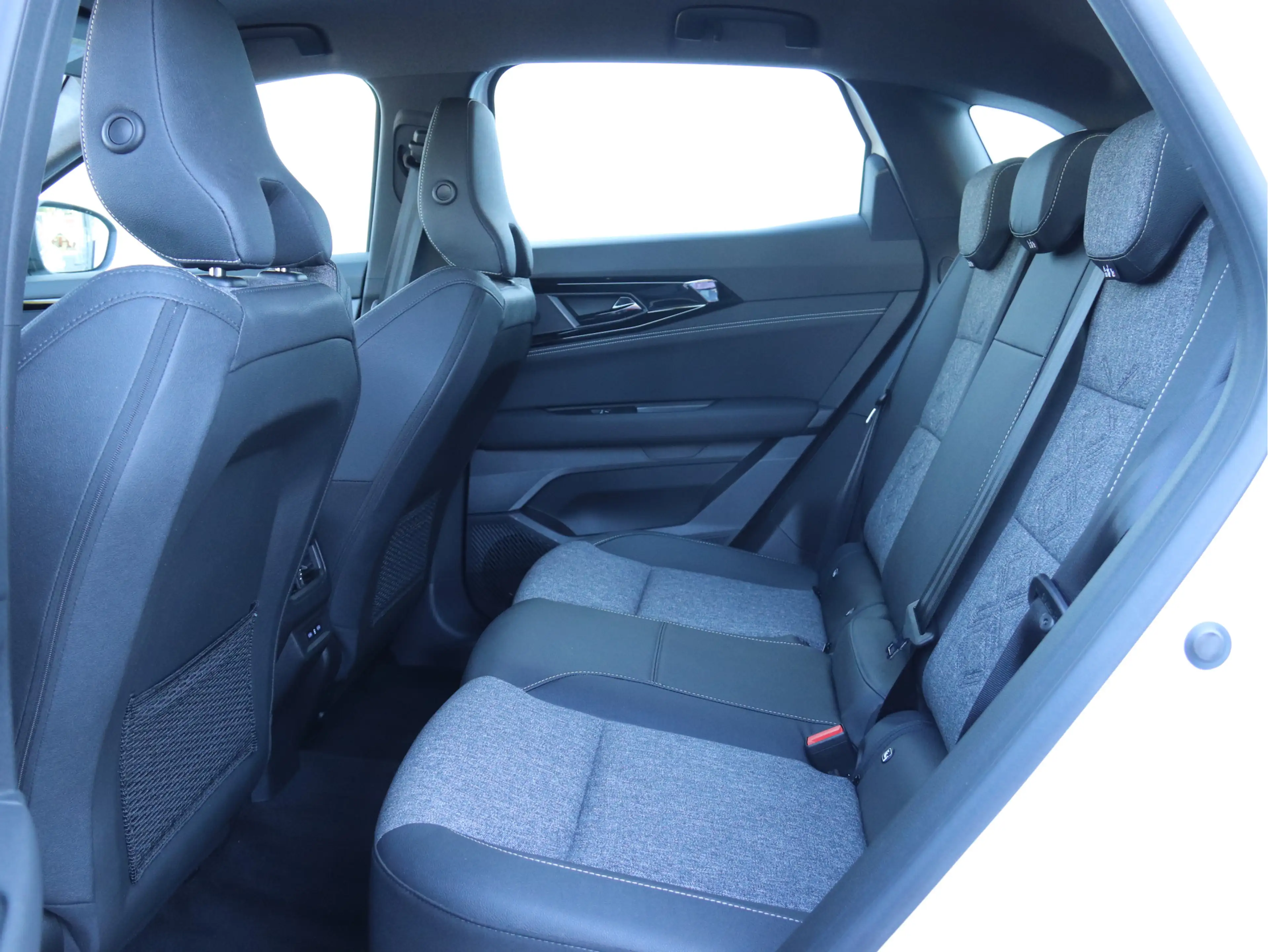 Renault Austral 1.2 E-Tech full hybrid 200 evolution NIEUW MODEL / — photo 7