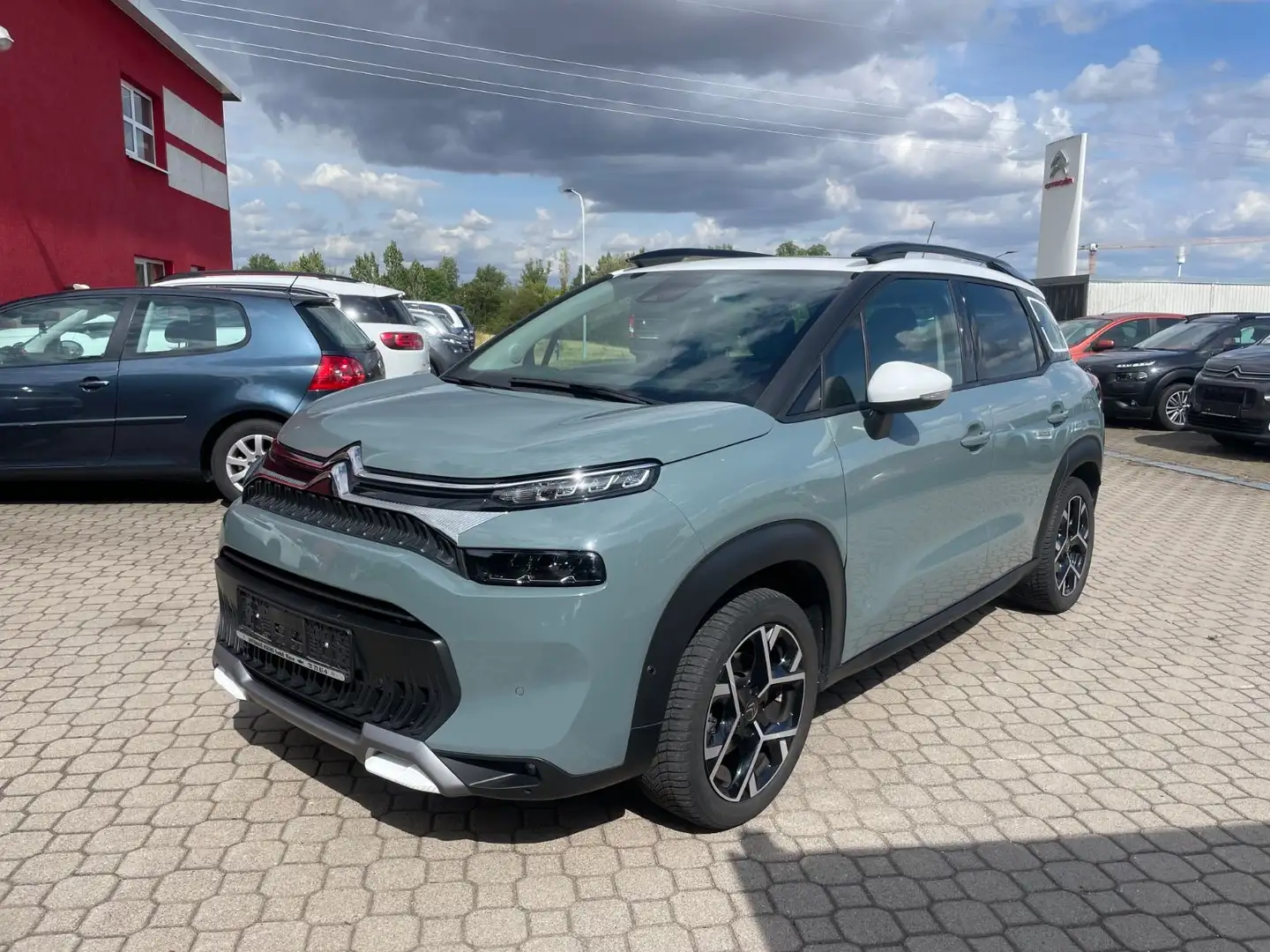 Citroen C3 Aircross Shine Pack*NAVI*PANO*DAB*LED*LEDER* Groen - 1