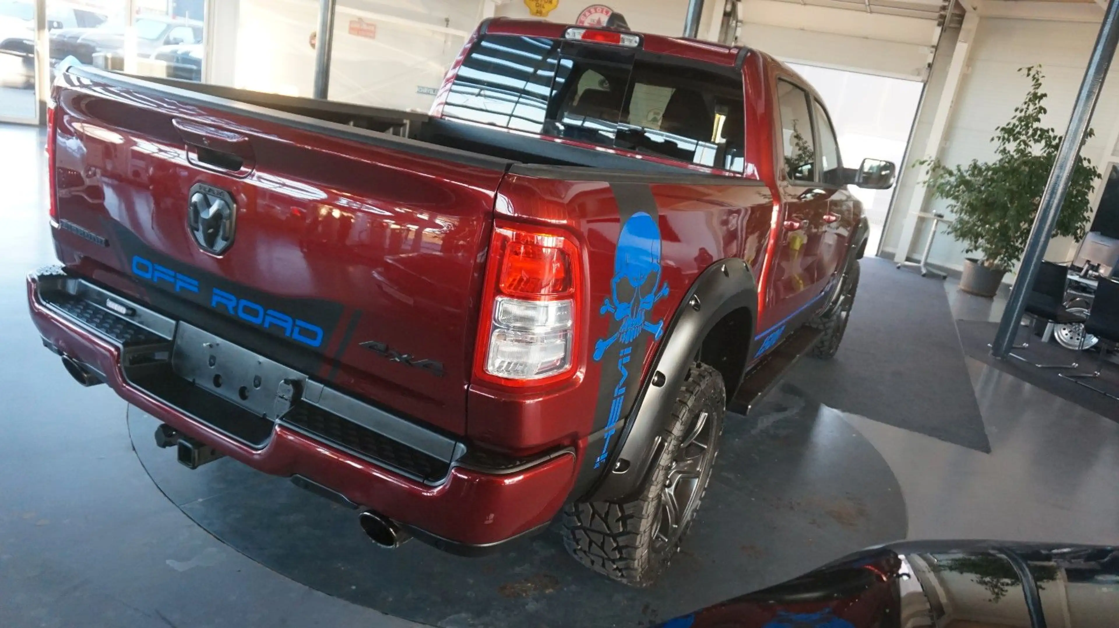 Dodge RAM 1500 HEMI V8eTorque*Crew-Cab*hoch-breit*AHK* — photo 7
