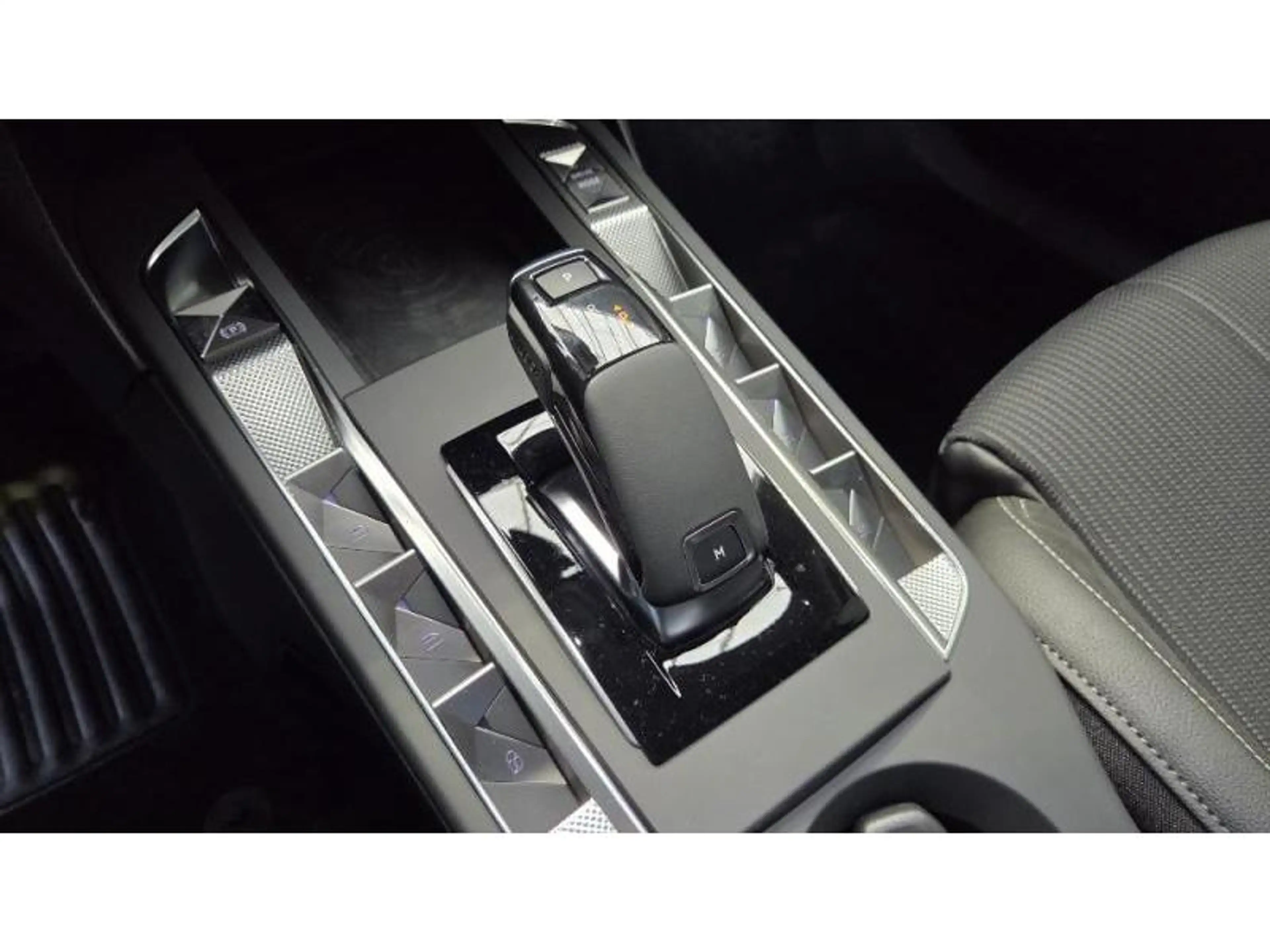 DS Automobiles DS 3 Performance Line — photo 5
