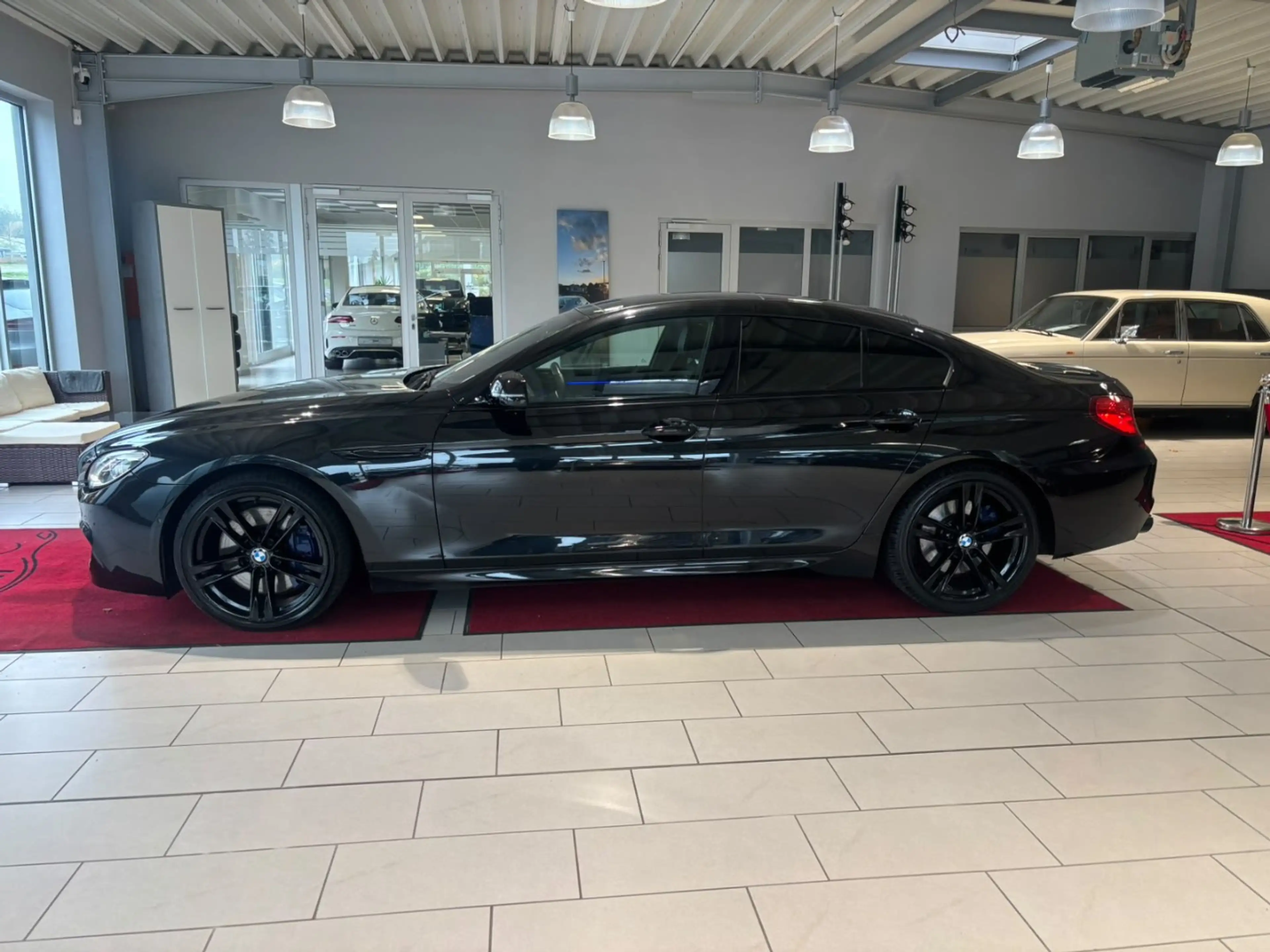BMW 650 i xDrive M-Paket*HUD/PANO/H&K* — photo 2