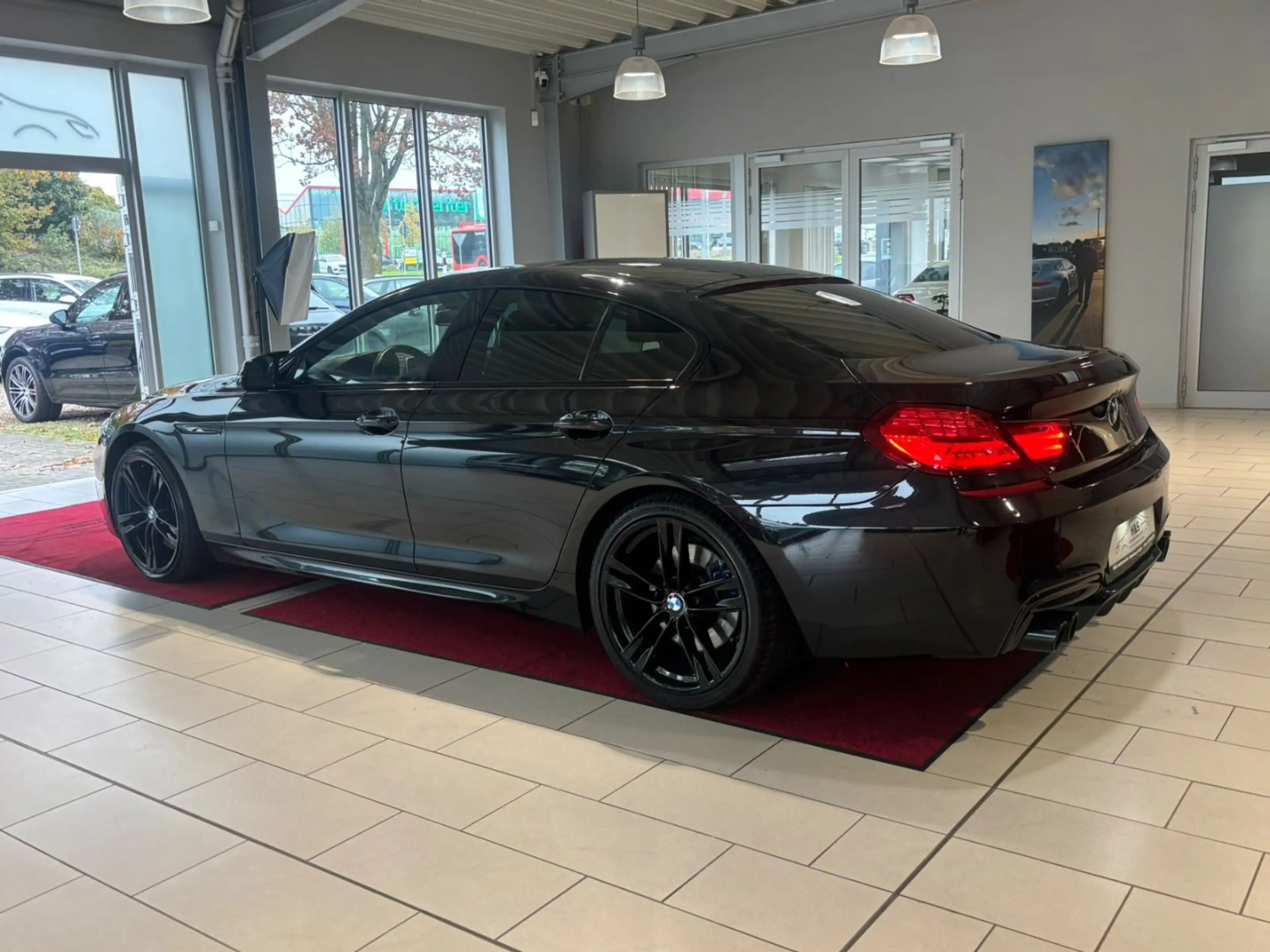 BMW 650 i xDrive M-Paket*HUD/PANO/H&K* — photo 3