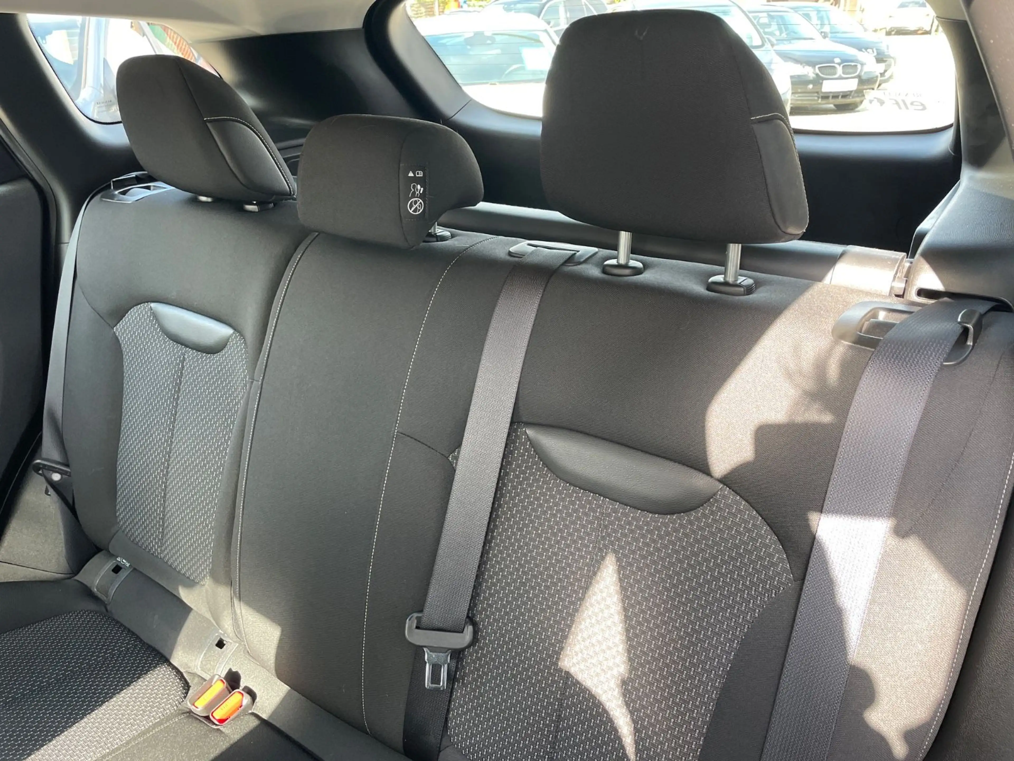 Renault Kadjar Life aus 1.Hand TÜV-AU 05-2027 — photo 11