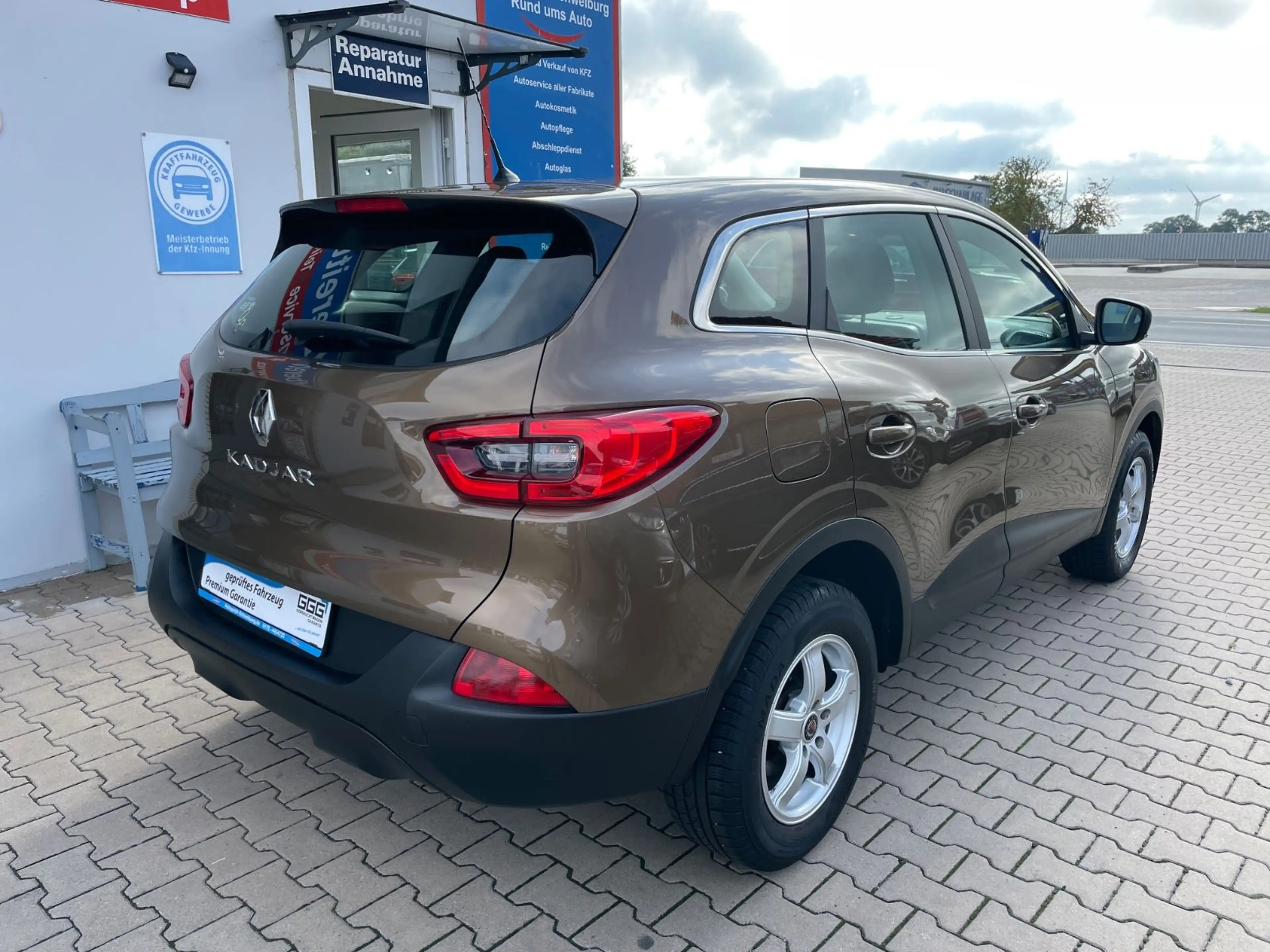 Renault Kadjar Life aus 1.Hand TÜV-AU 05-2027 — photo 4