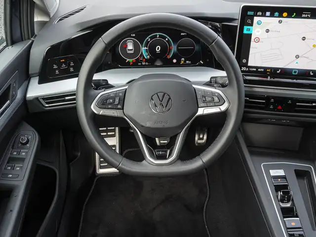 Volkswagen Golf view 11