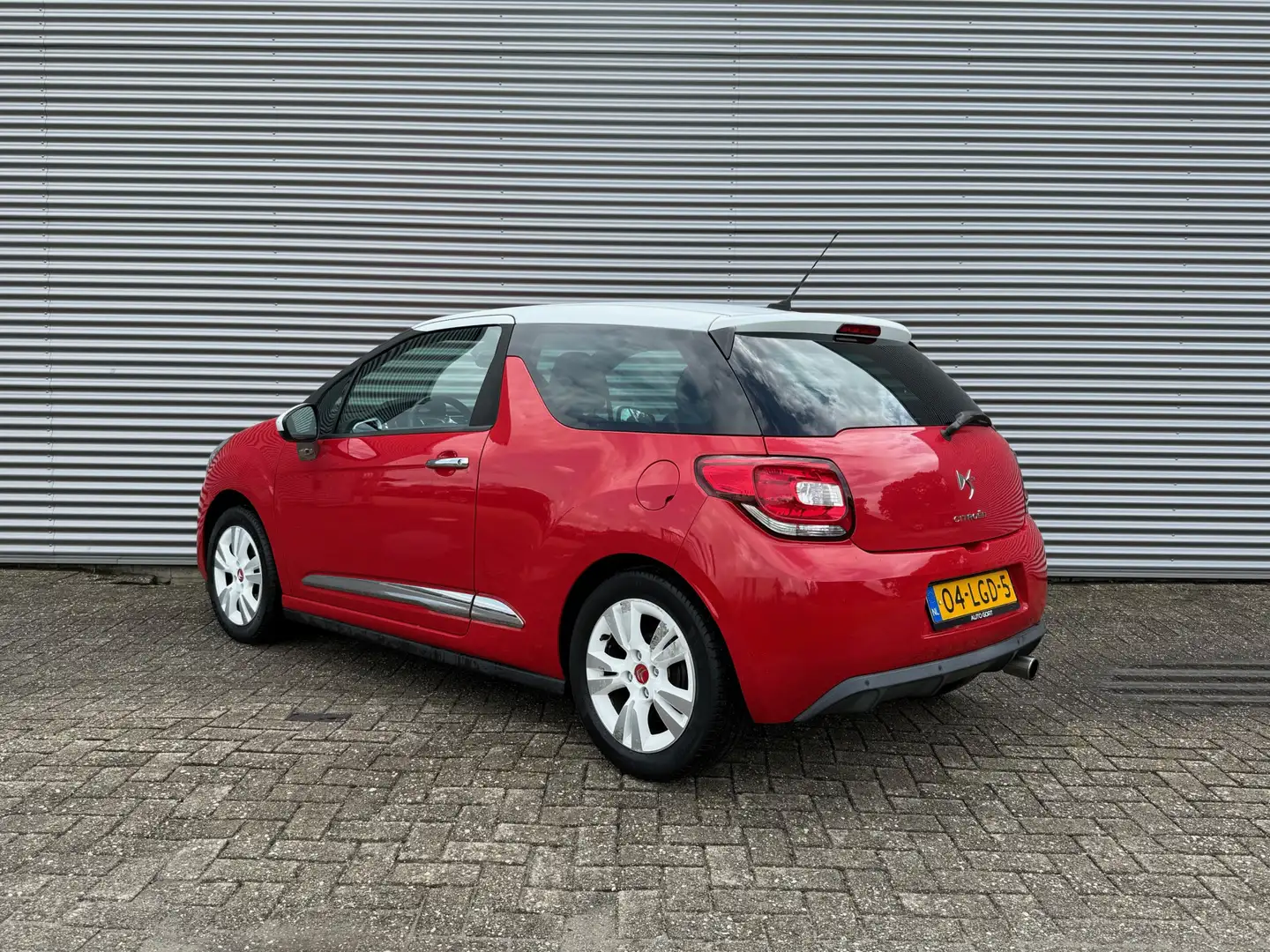 Citroen DS3 1.4 Chic | Clima | HiFi Pakket | Cruise control | Rojo - 2