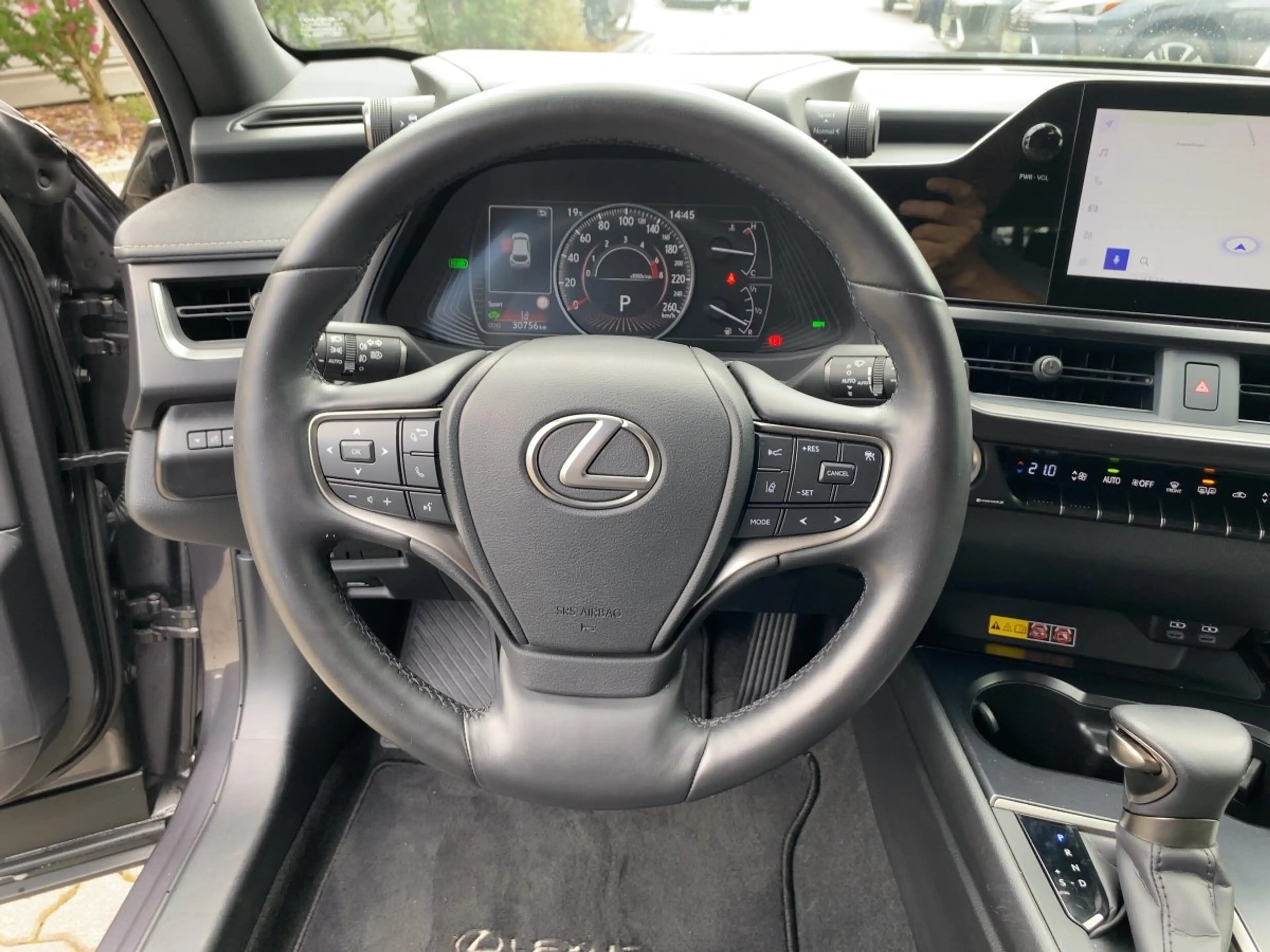 Lexus UX 250h UX 250 h Style Edition zuverlässiger Crossover — photo 13