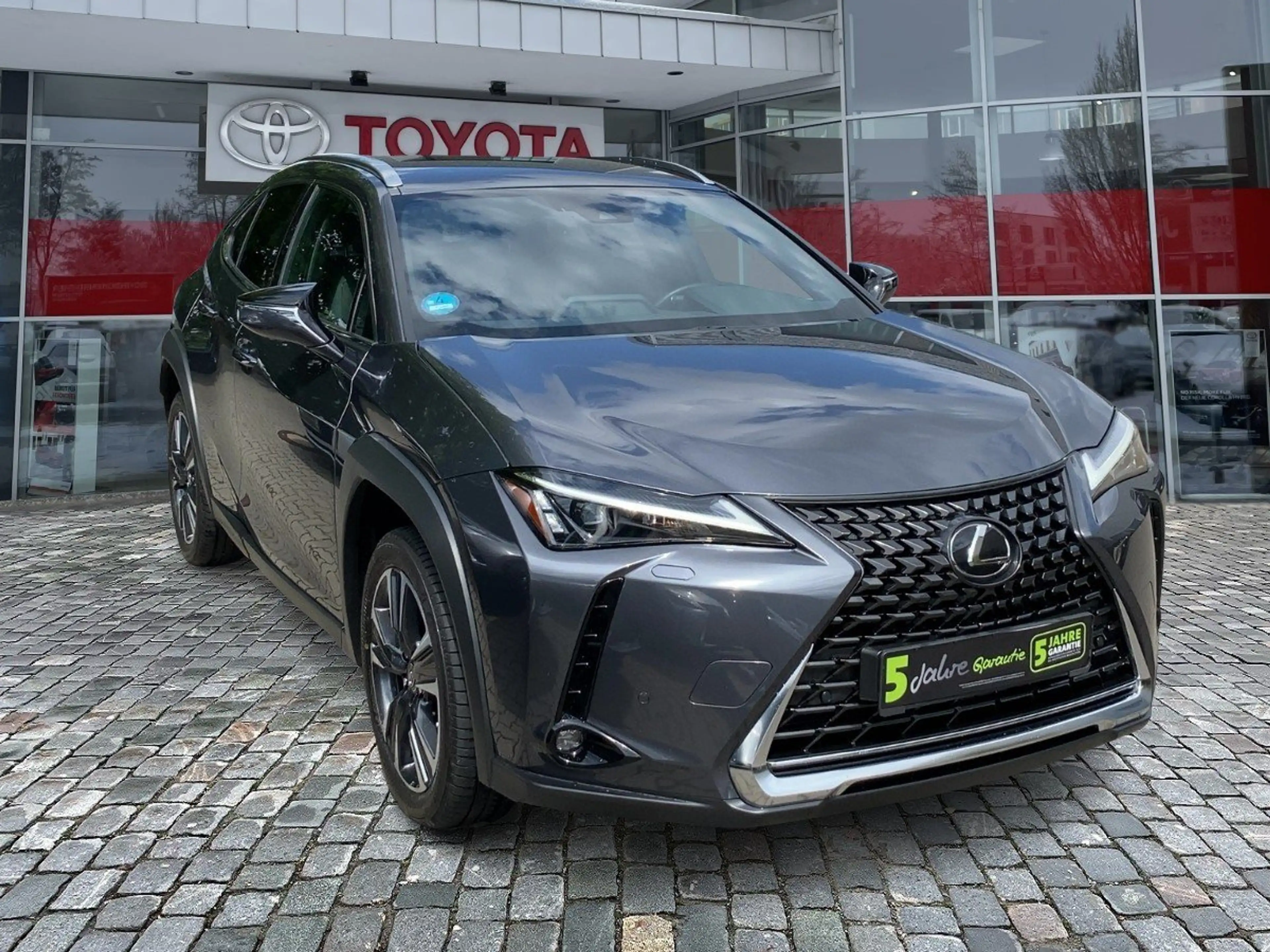 Lexus UX 250h UX 250 h Style Edition zuverlässiger Crossover — photo 7