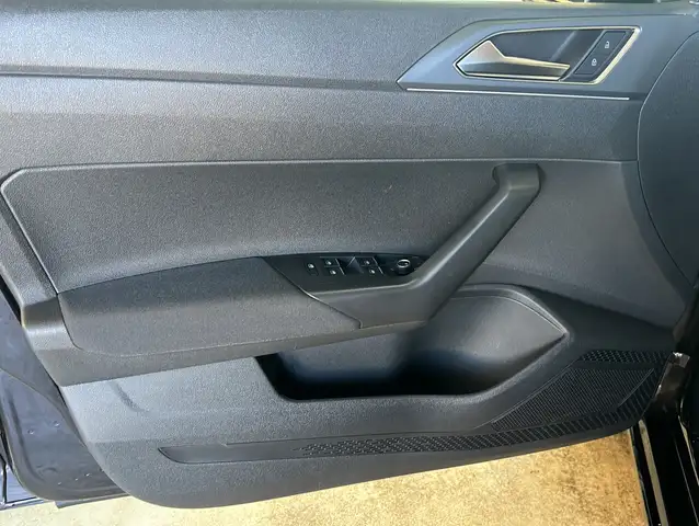 Volkswagen Taigo view 5