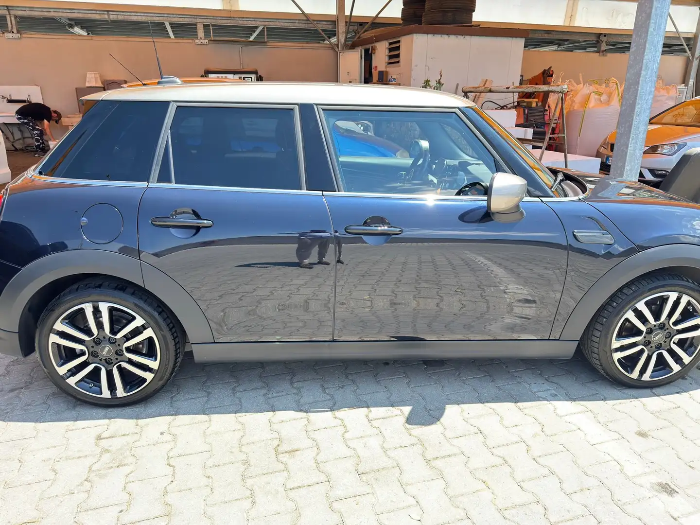 MINI Cooper Mini IV F55 2021 5p 5p 1.5 Camden auto Blu/Azzurro - 2