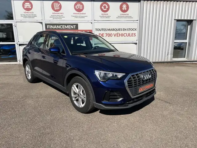 Audi Q3 main image