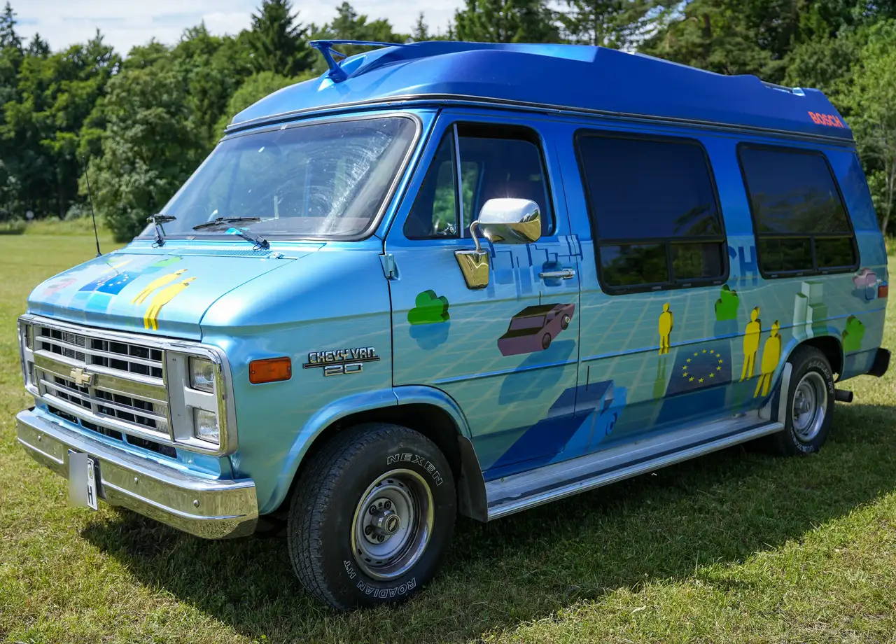 Chevrolet Chevy Van Van/Kleinbus in Blau gebraucht in Spaichingen