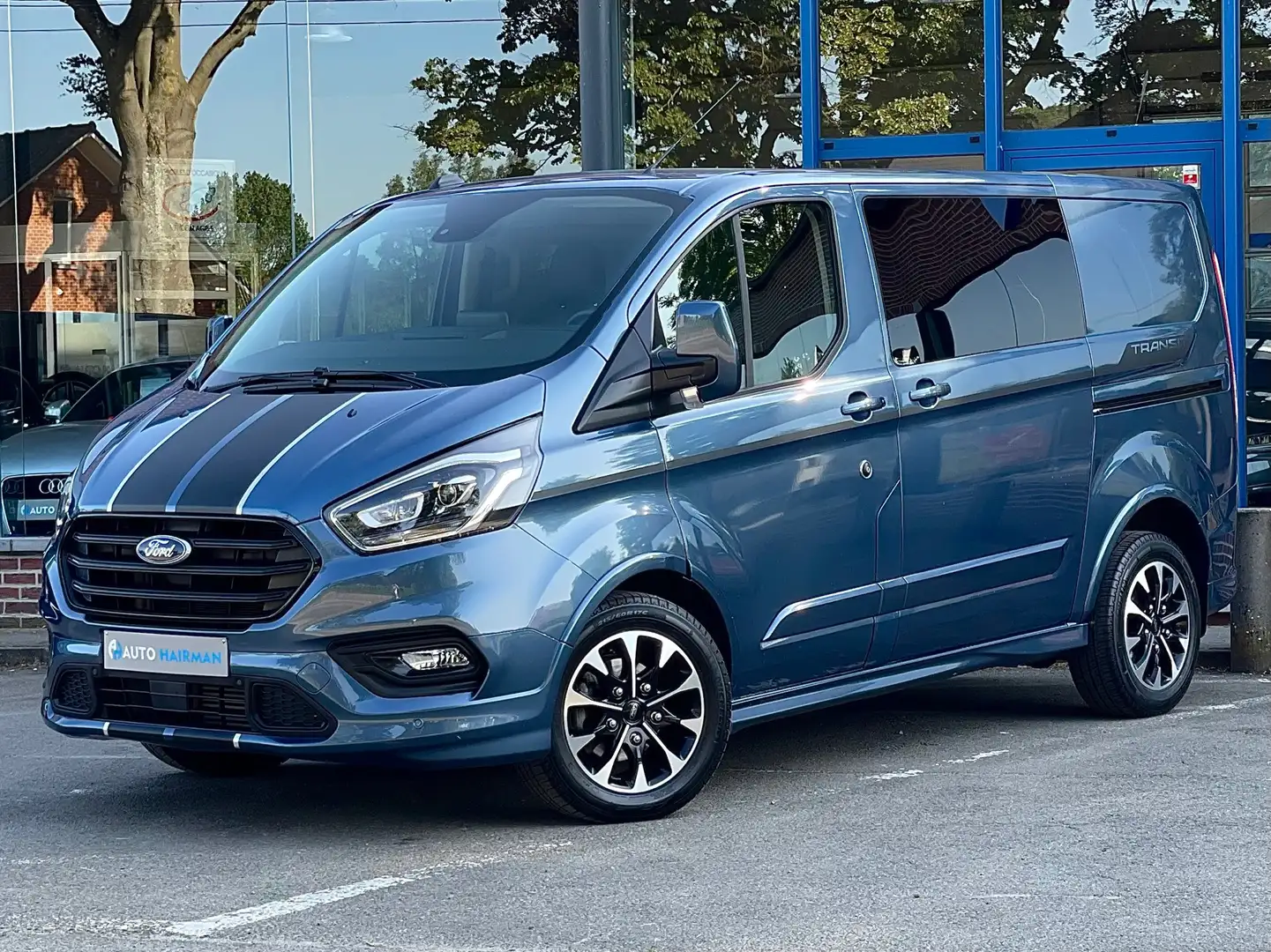Ford Transit Custom 320 6p./5pl. L1H1 2.0 TDCi BVA-6 SPORT ÉDITION Blau - 1