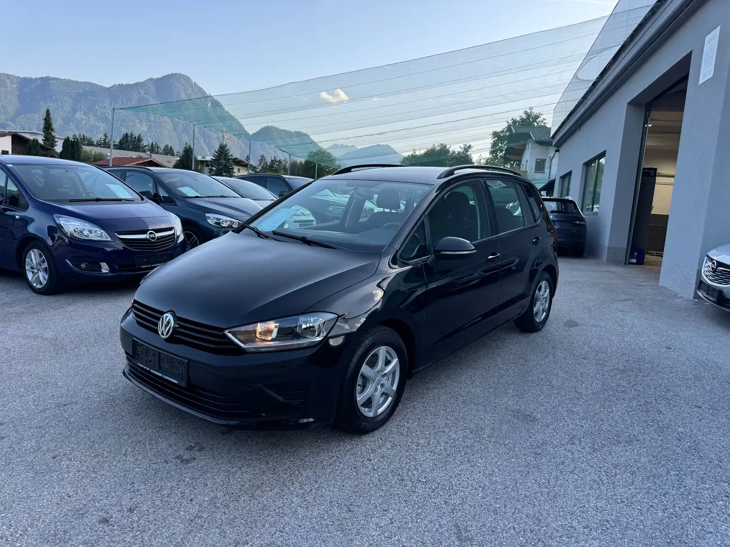 Volkswagen Golf Sportsvan Trendline BMT/Start-Stopp Schwarz - 2