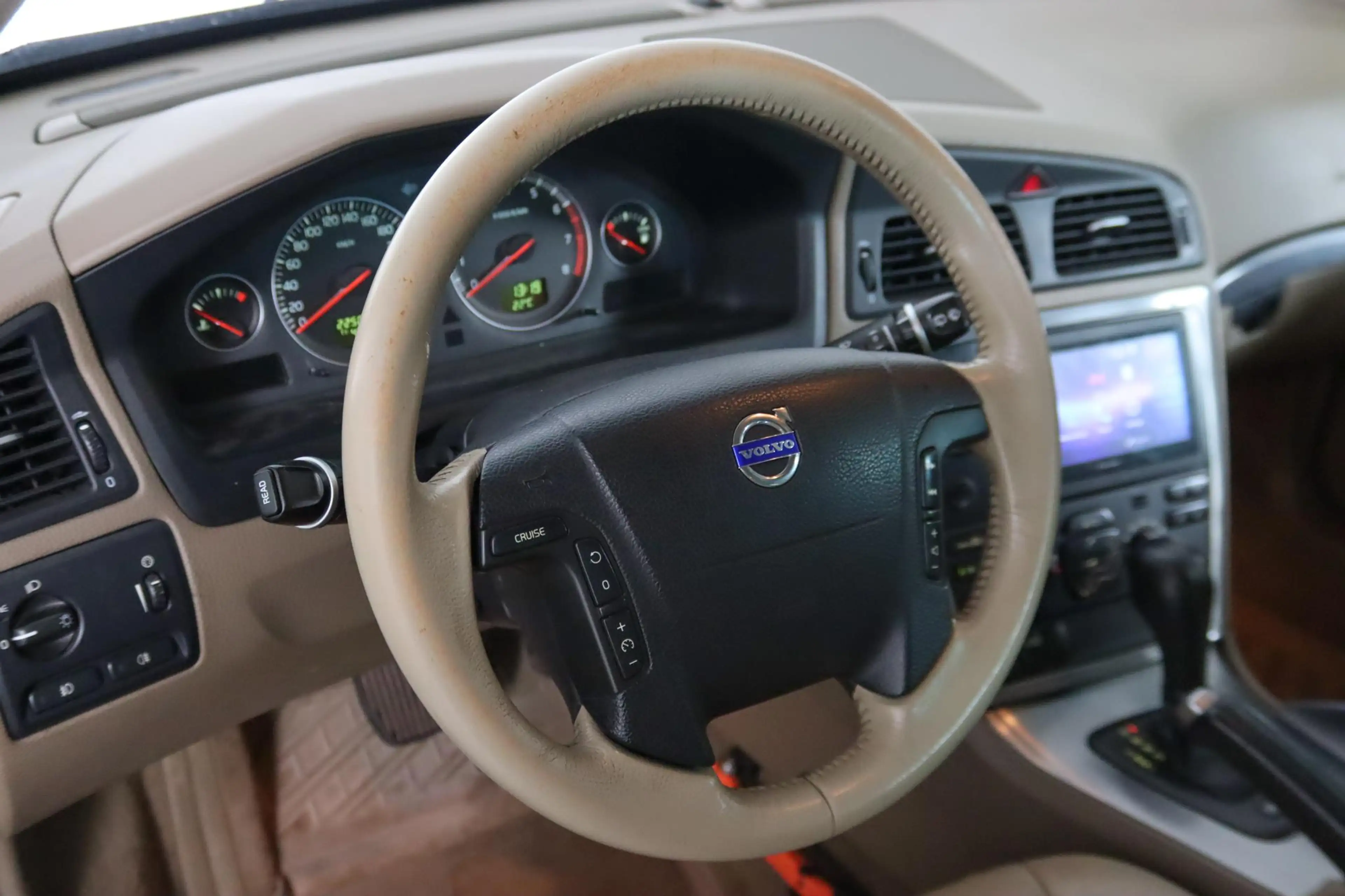 Volvo XC70 2.5 T Xenon, Schuifdak, Cruise Control, Trekhaak, — photo 27