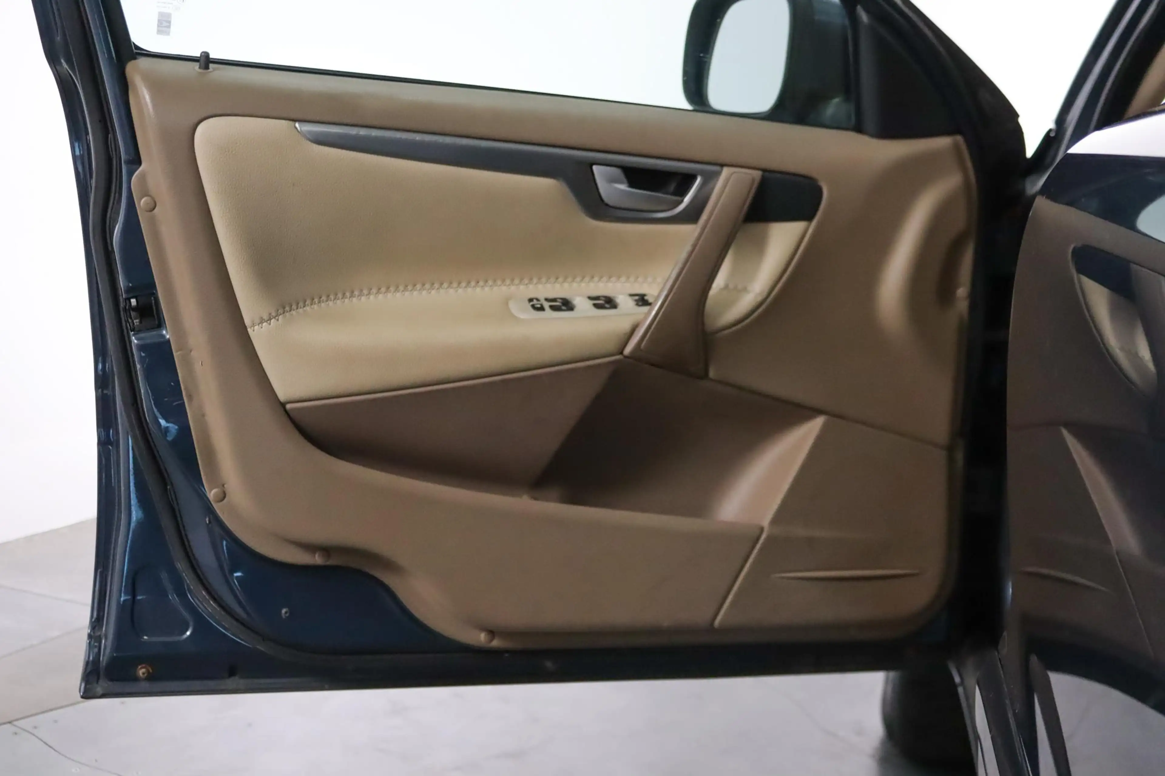 Volvo XC70 2.5 T Xenon, Schuifdak, Cruise Control, Trekhaak, — photo 23