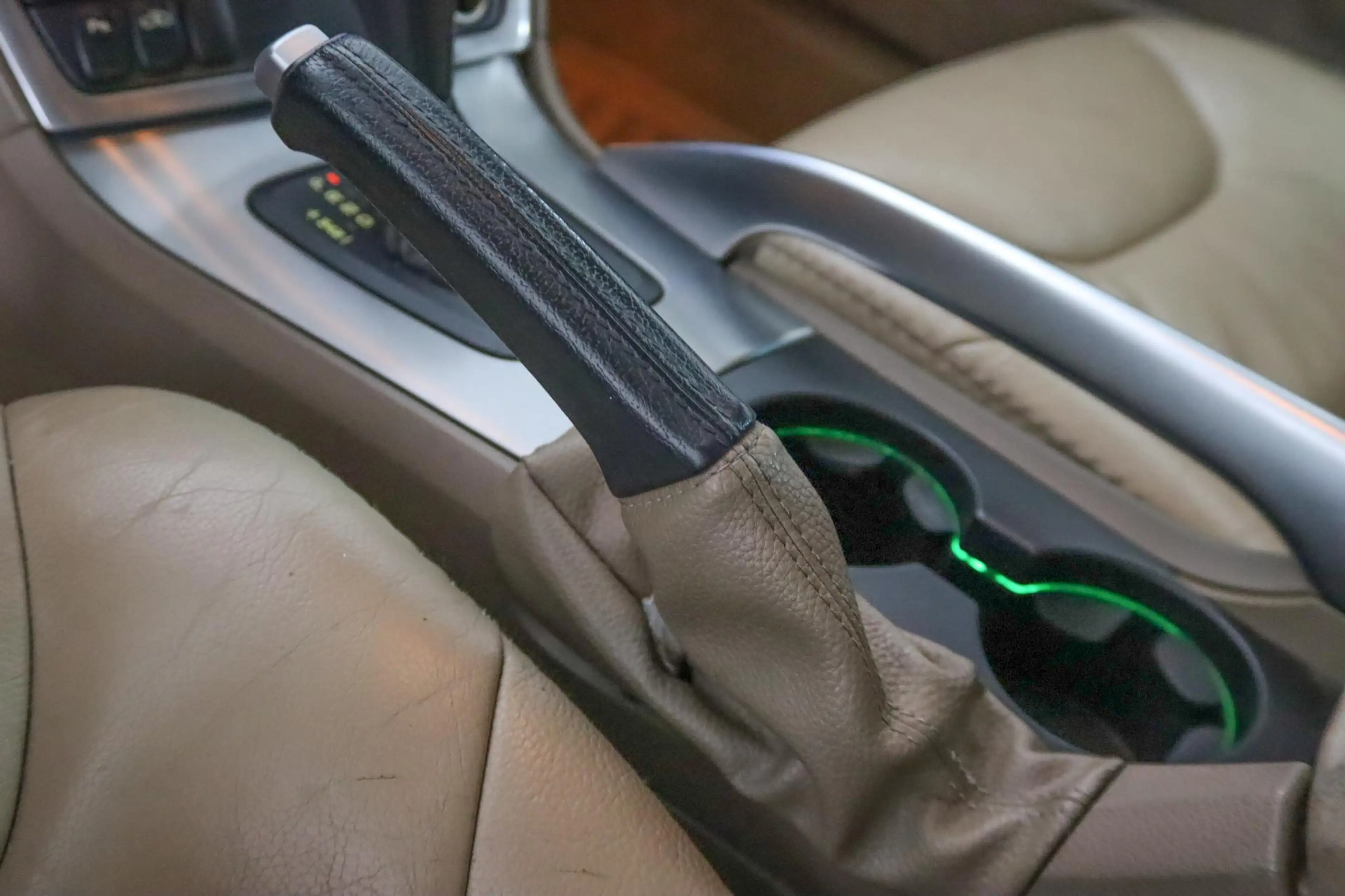 Volvo XC70 2.5 T Xenon, Schuifdak, Cruise Control, Trekhaak, — photo 41