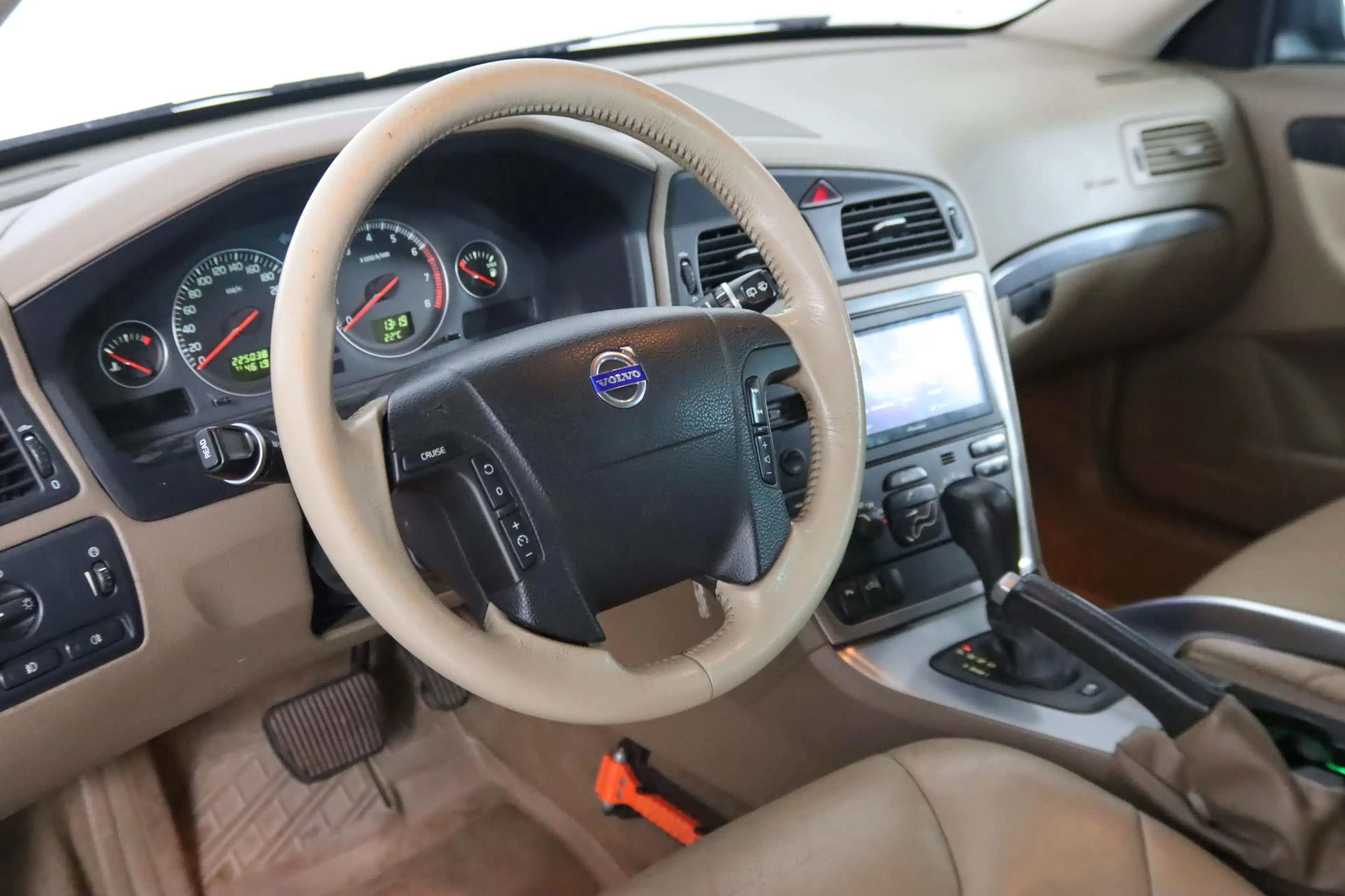 Volvo XC70 2.5 T Xenon, Schuifdak, Cruise Control, Trekhaak, — photo 22