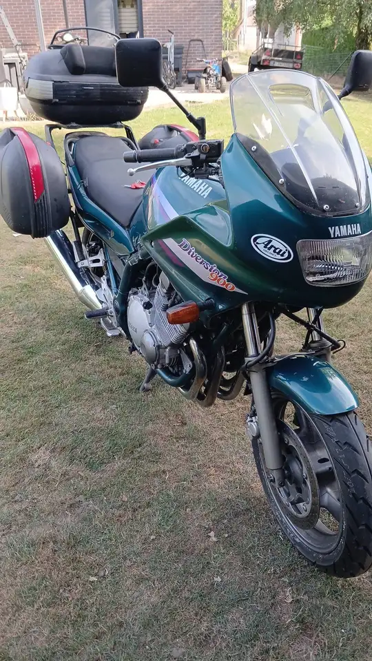 Yamaha XJ 900