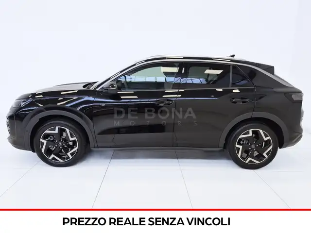 Volkswagen T-Roc view 3