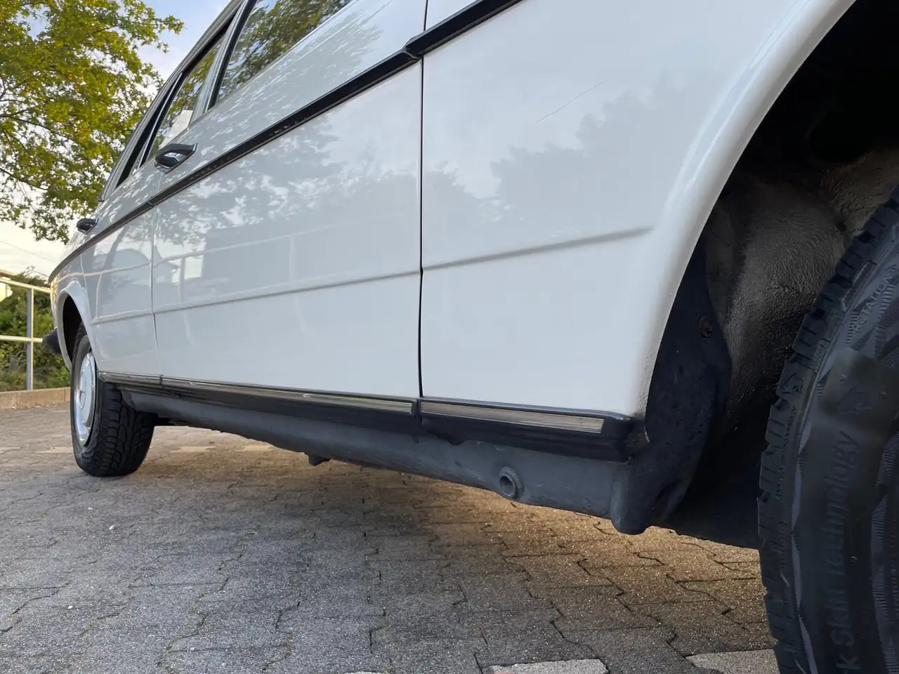 Mercedes-Benz 230 E AUTOMATIK*SD*H-KENNZEICHEN*ZV*INSP+TÜV NEU !!, foto 10