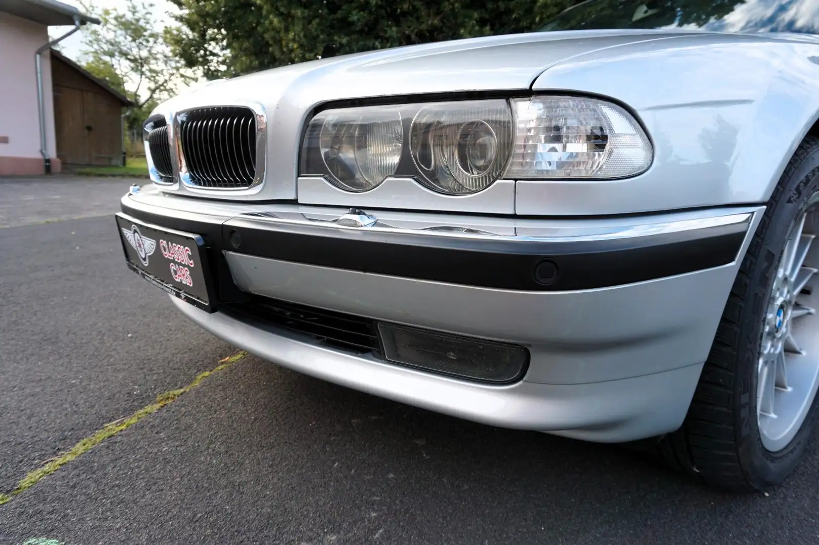 BMW 750 i E38 Perfekte Historie 5,4 V12 - 326PS Argent - 1