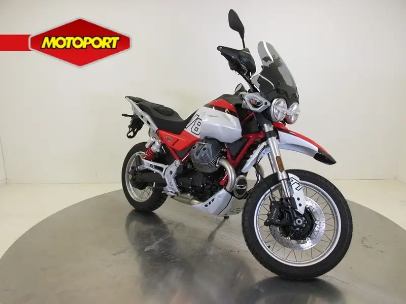 Moto Guzzi V 85 TT - foto 2