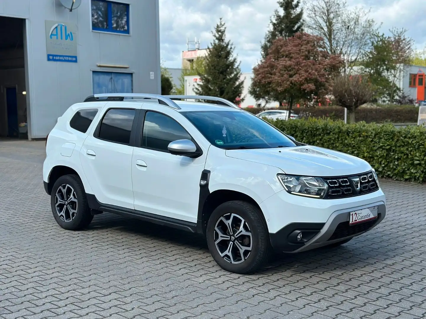 Dacia Duster Prestige Surround-View*Garantie*TÜV Neu* Weiß - 1