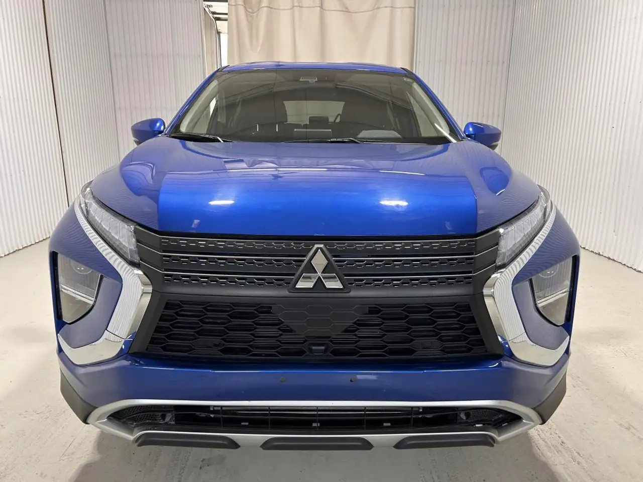 Mitsubishi Eclipse Cross снимка Mitsubishi Eclipse Cross