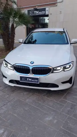 BMW 316 316d Touring cilindrata 2000 diesel hybrid