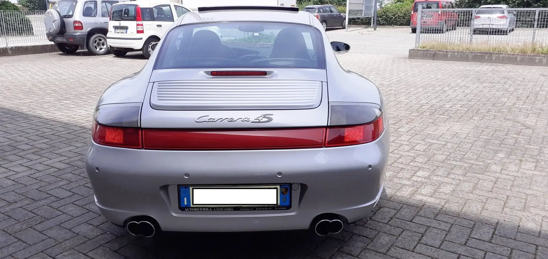 Porsche 996 911 Carrera 4S Coupé TIP TRONIC - PARI AL NUOVO Argento - 2