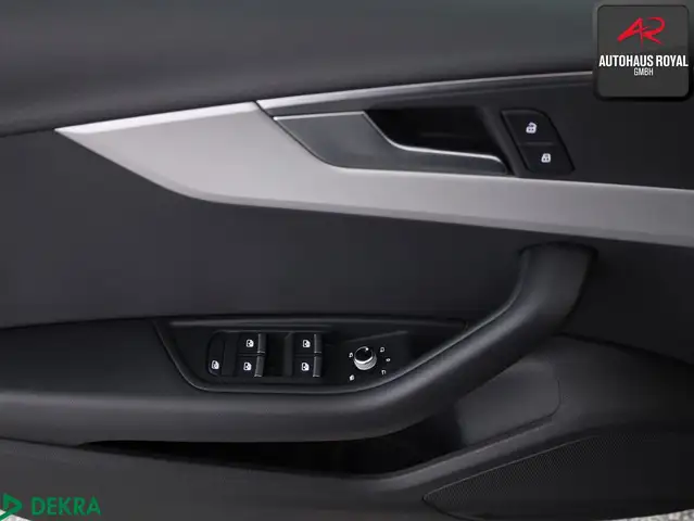 Audi A4 view 14