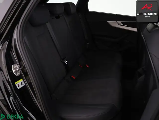 Audi A4 view 12
