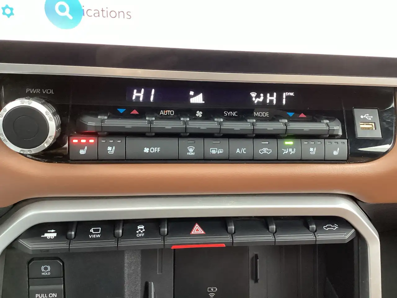 Toyota Tundra снимка Toyota Tundra