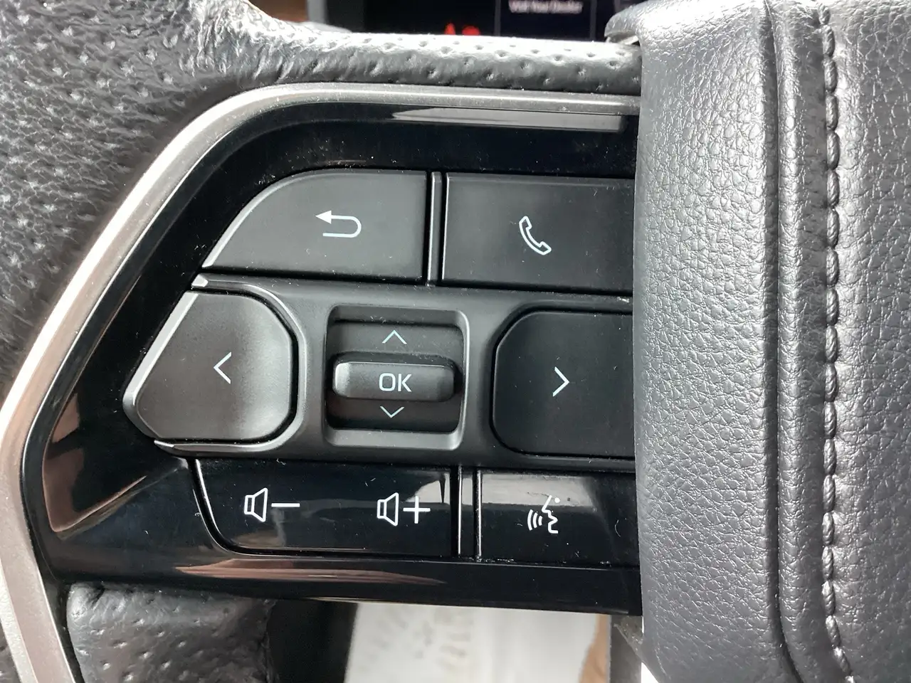 Toyota Tundra снимка Toyota Tundra