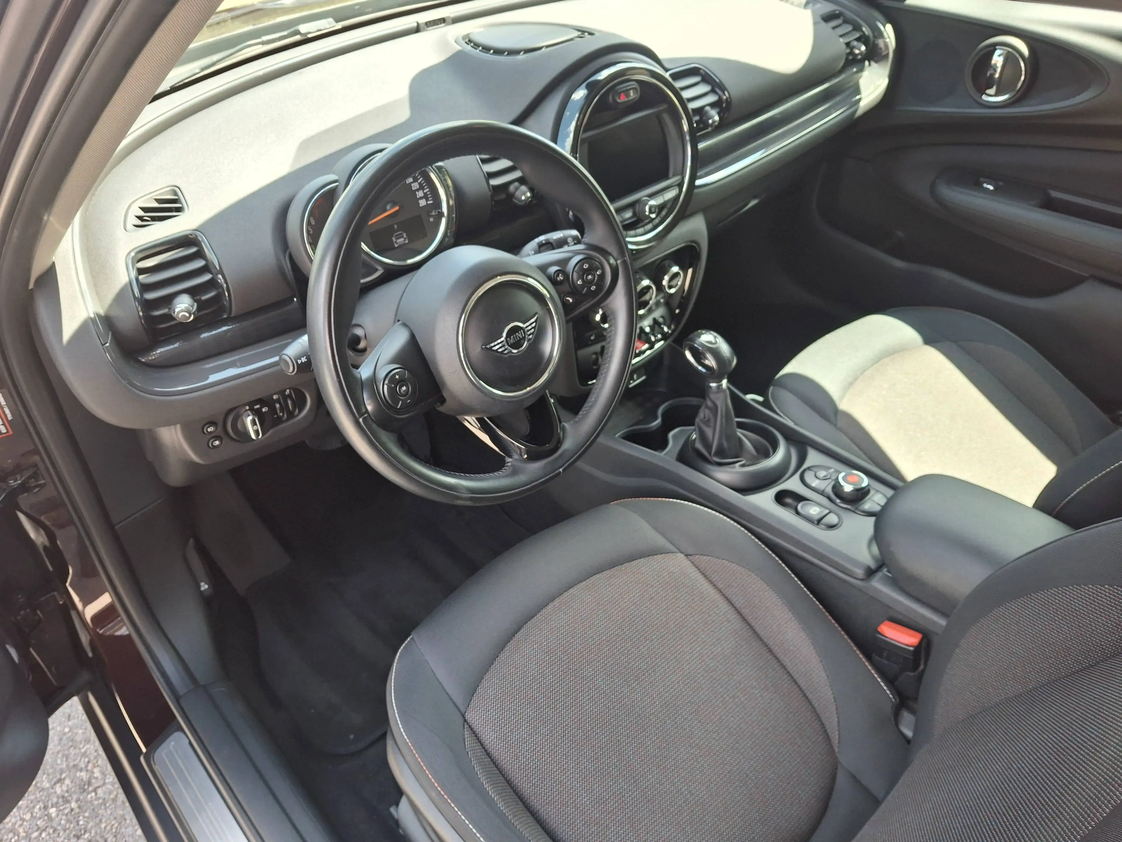 MINI One Clubman One — photo 9