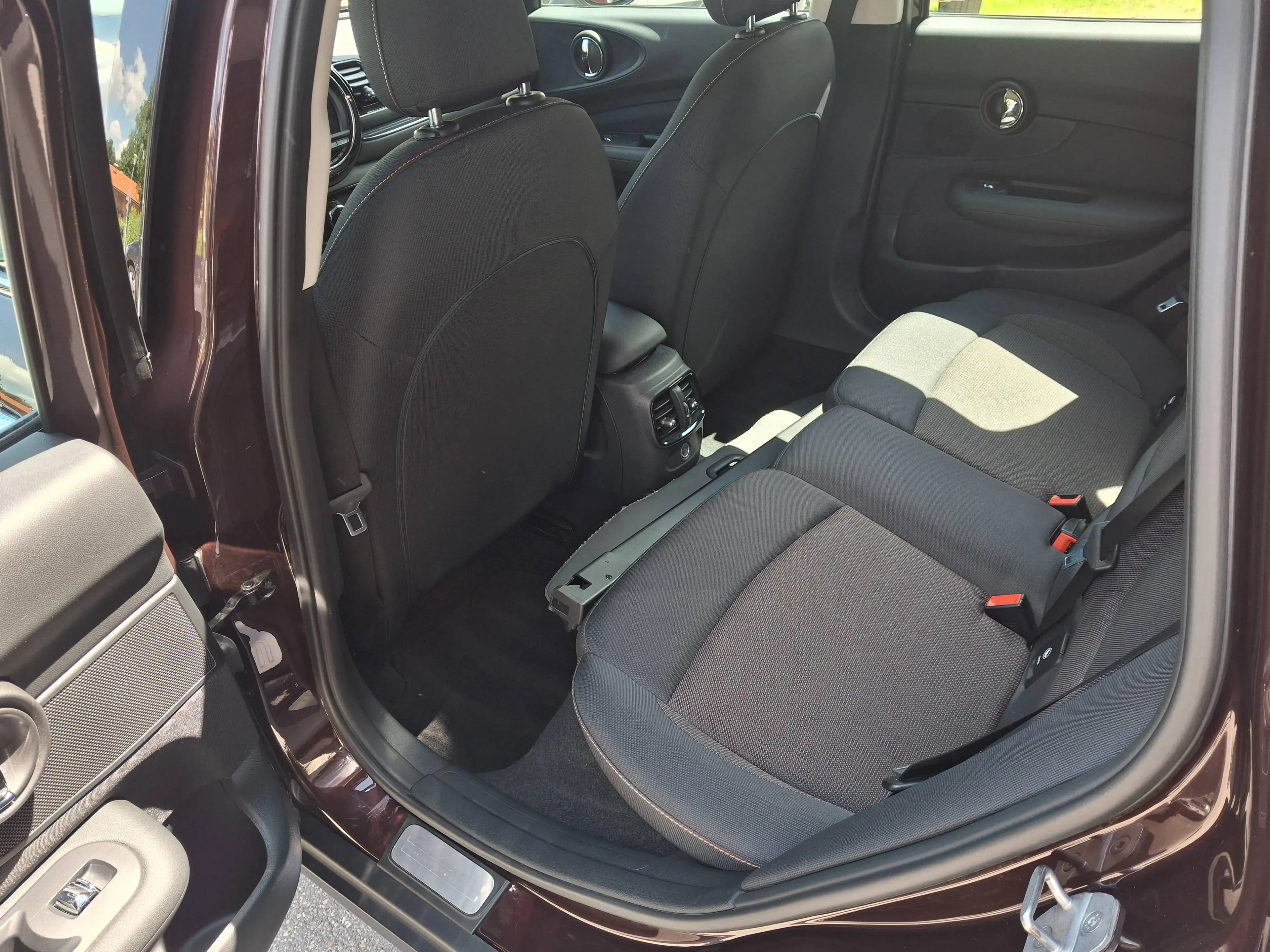 MINI One Clubman One — photo 13