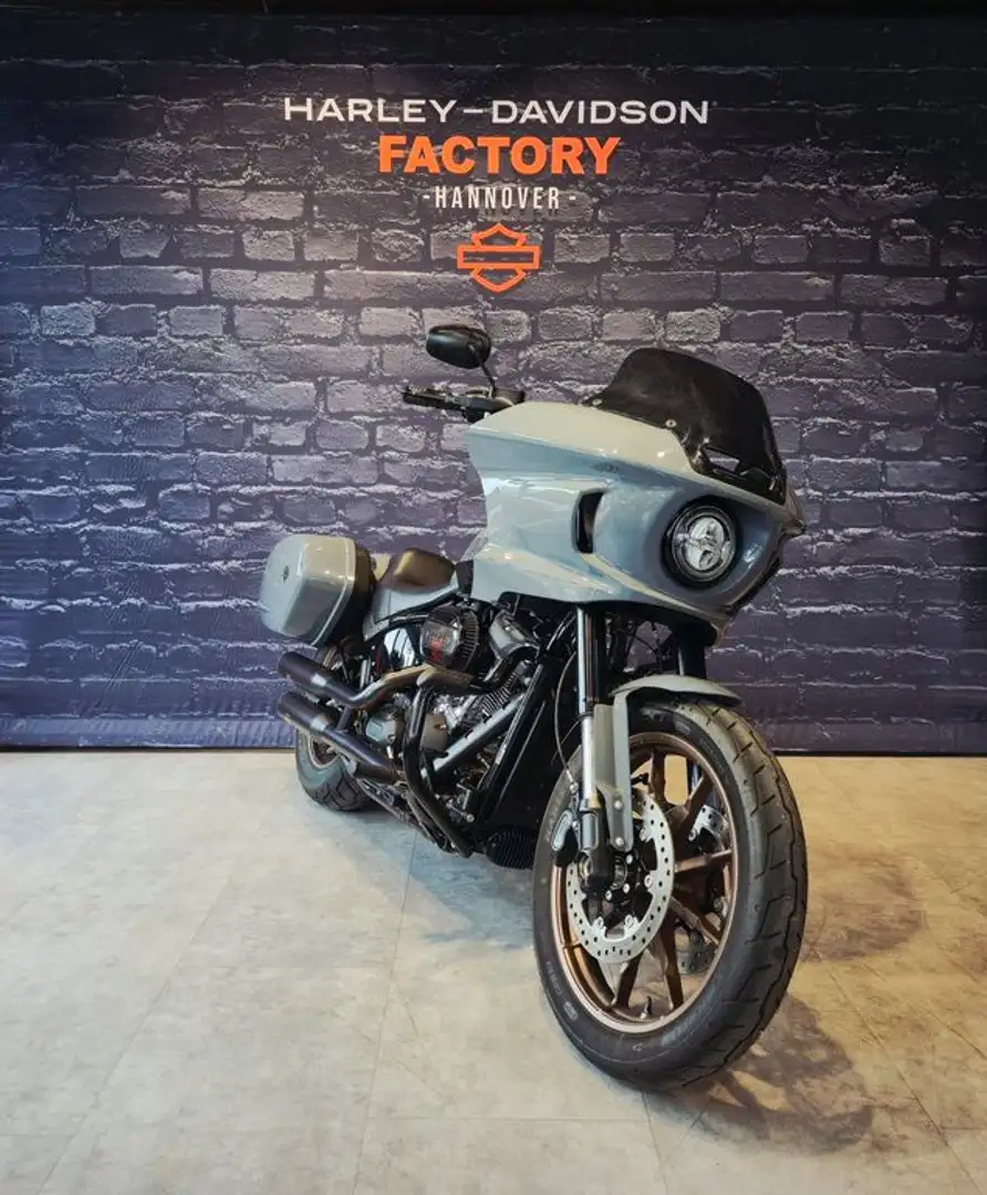 Harley-Davidson Lowrider ST - 1