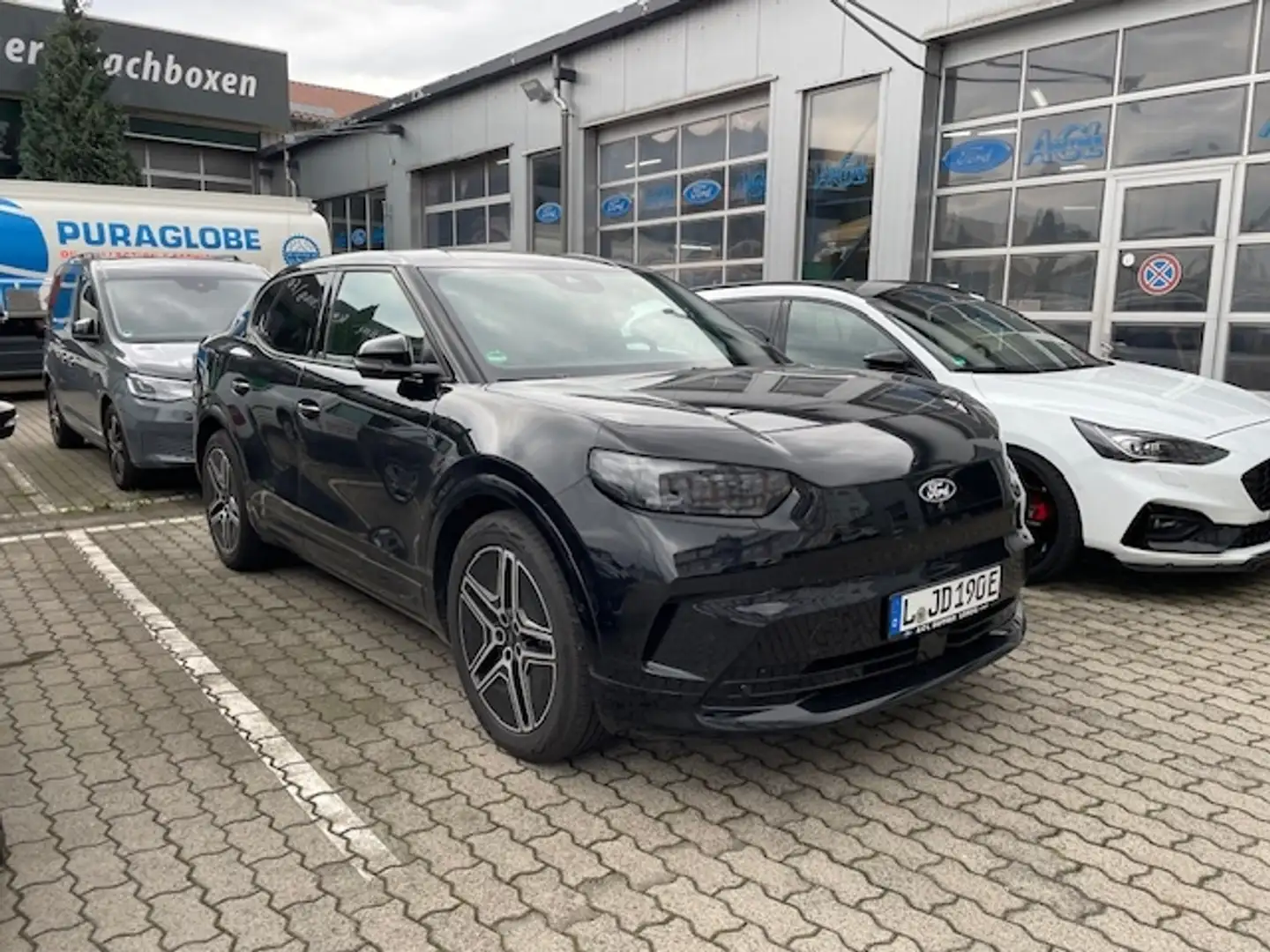 Ford Capri 210kW RWD Premium Kamera Head-Up Navi Schwarz - 2