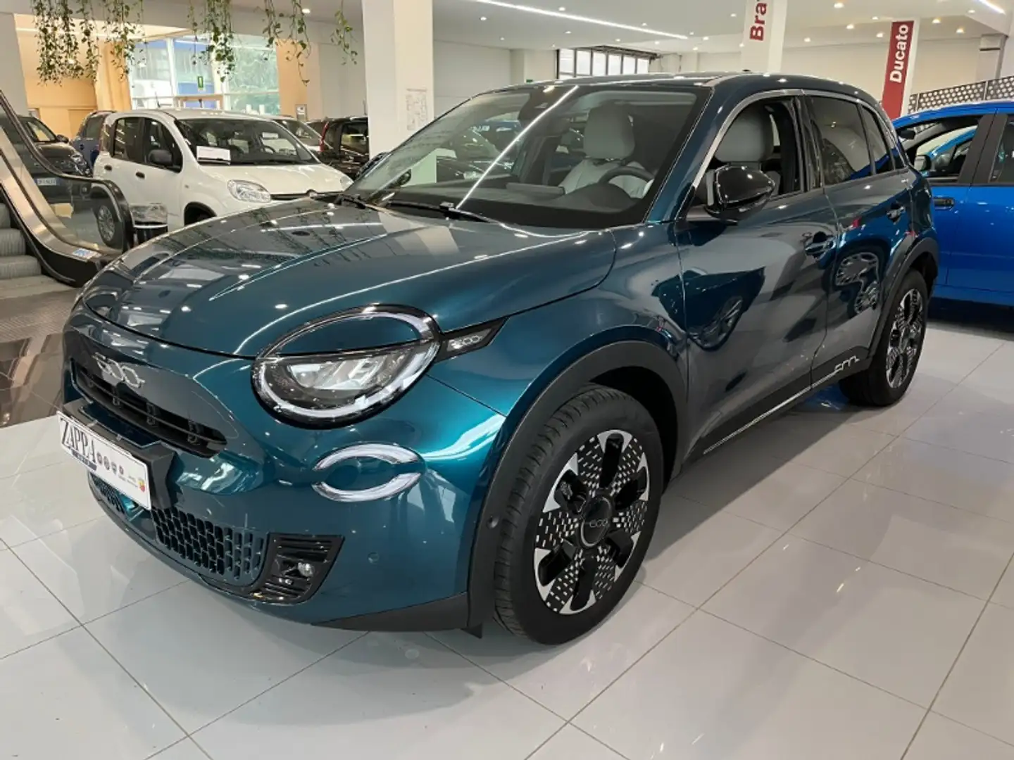 Fiat 600 Hybrid 136 CV DCT MHEV La Prima Vert - 1