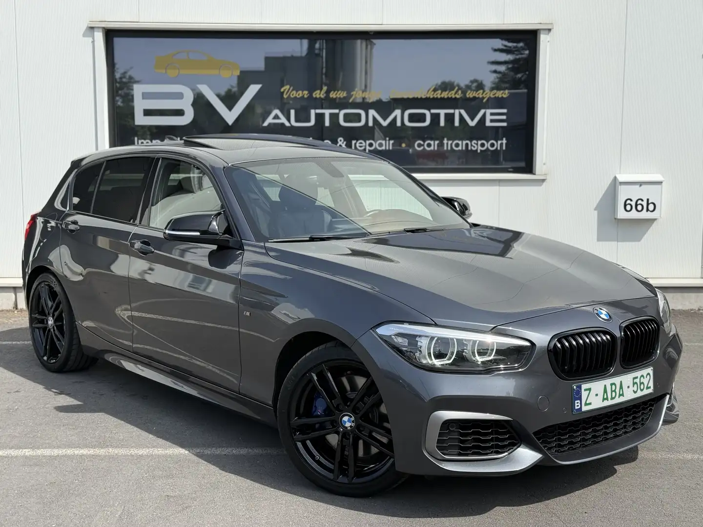 BMW 140 i xDrive automaat - PANO - Keyless - H/K Grau - 1