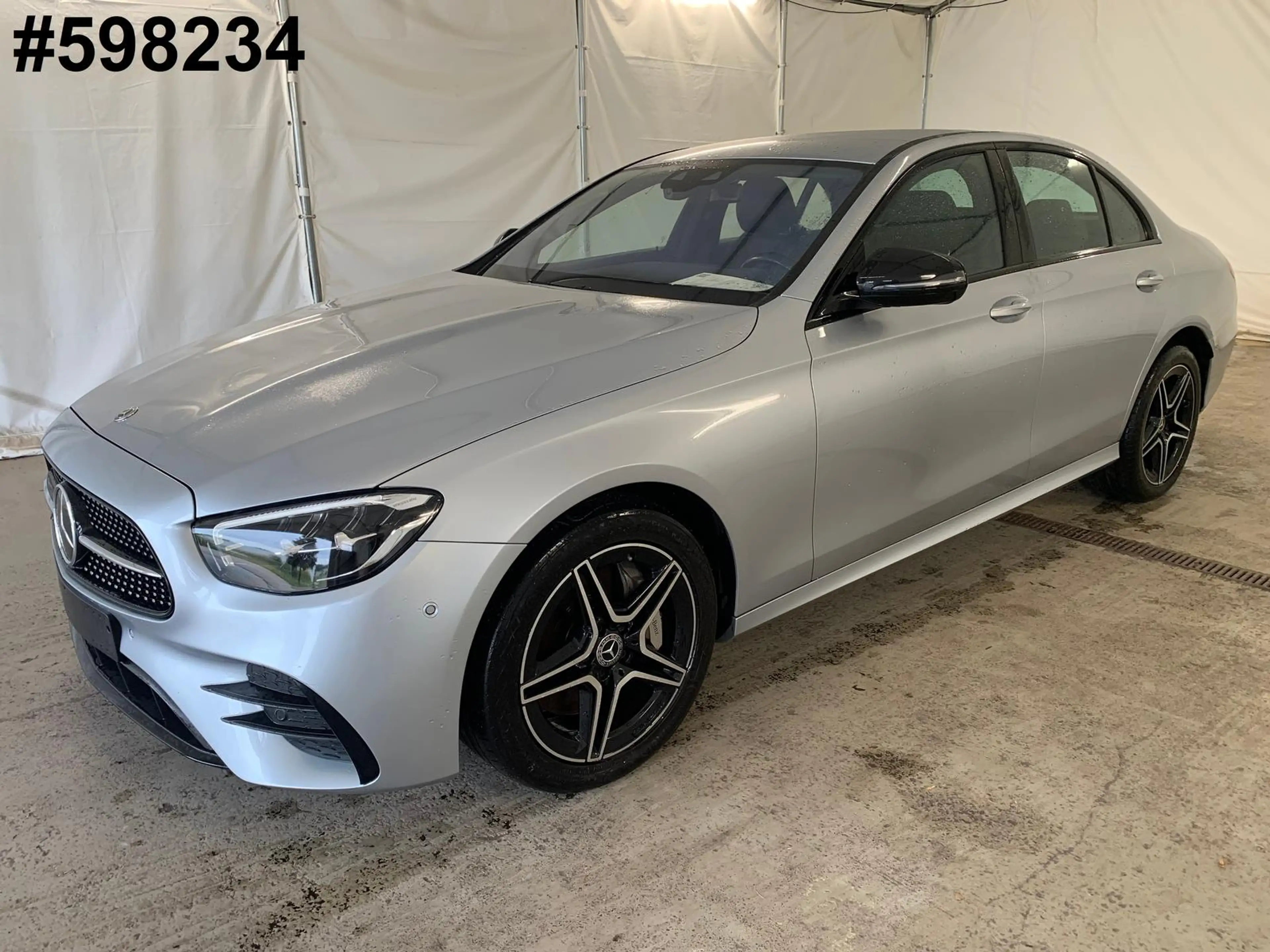 Mercedes-Benz E 300 E300 de AMG VLEDER/DISTR/BURMESTER/AHK/NIGHT/KAM