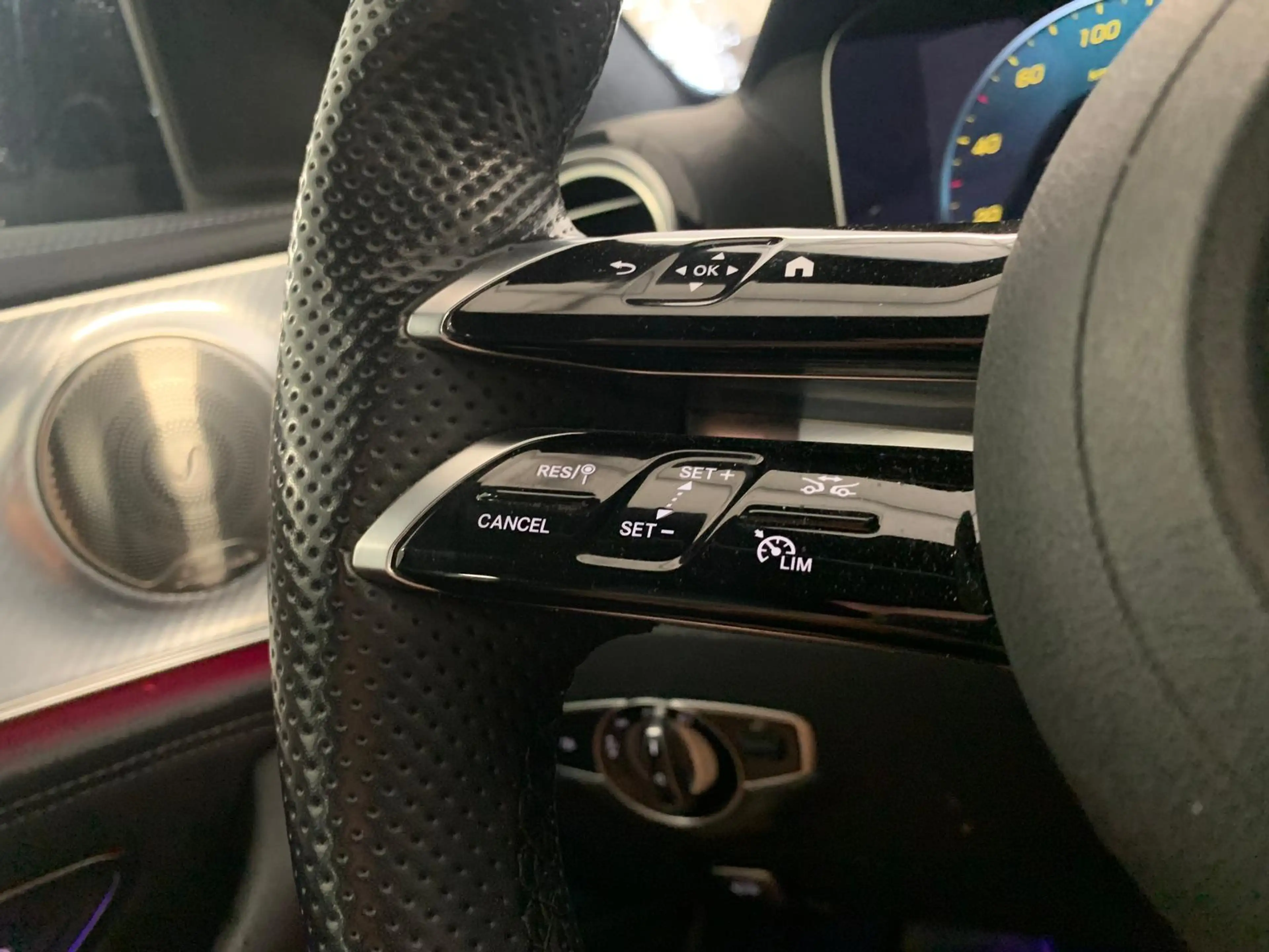 Mercedes-Benz E 300 E300 de AMG VLEDER/DISTR/BURMESTER/AHK/NIGHT/KAM — photo 14