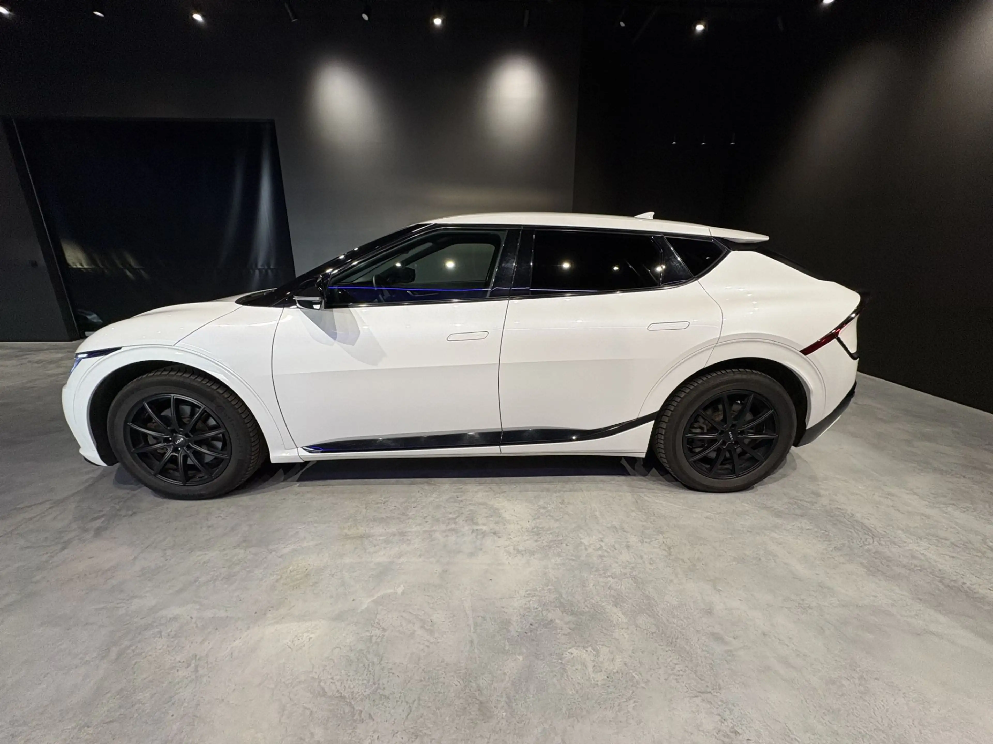 Kia EV6 77kWh GT-Line WÄRME HEAD-UP MERIDIAN SOUND — photo 4