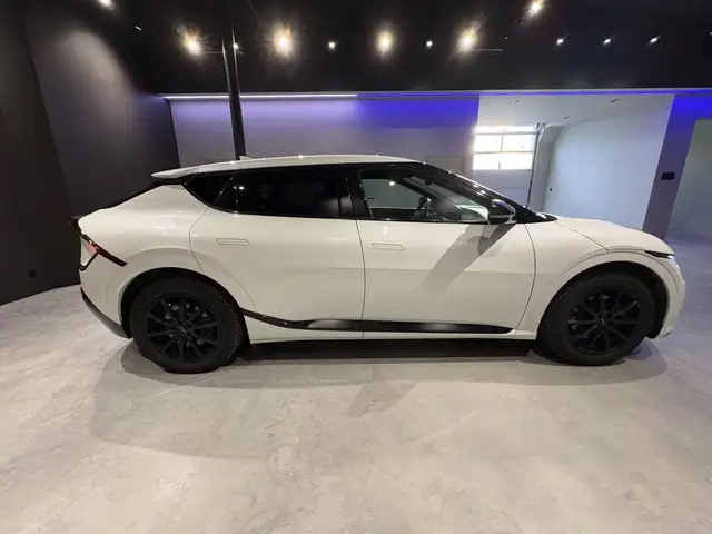 Kia Ev6 view 8
