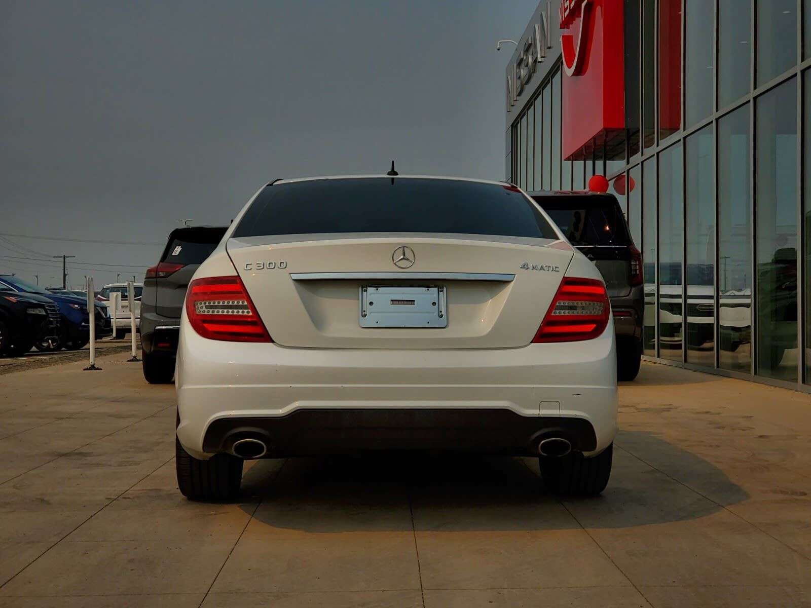 2013 Mercedes-Benz C-Class C 300. 4MATIC, LEATHER, SUNROOF, HEATED SEATS — снимка 1